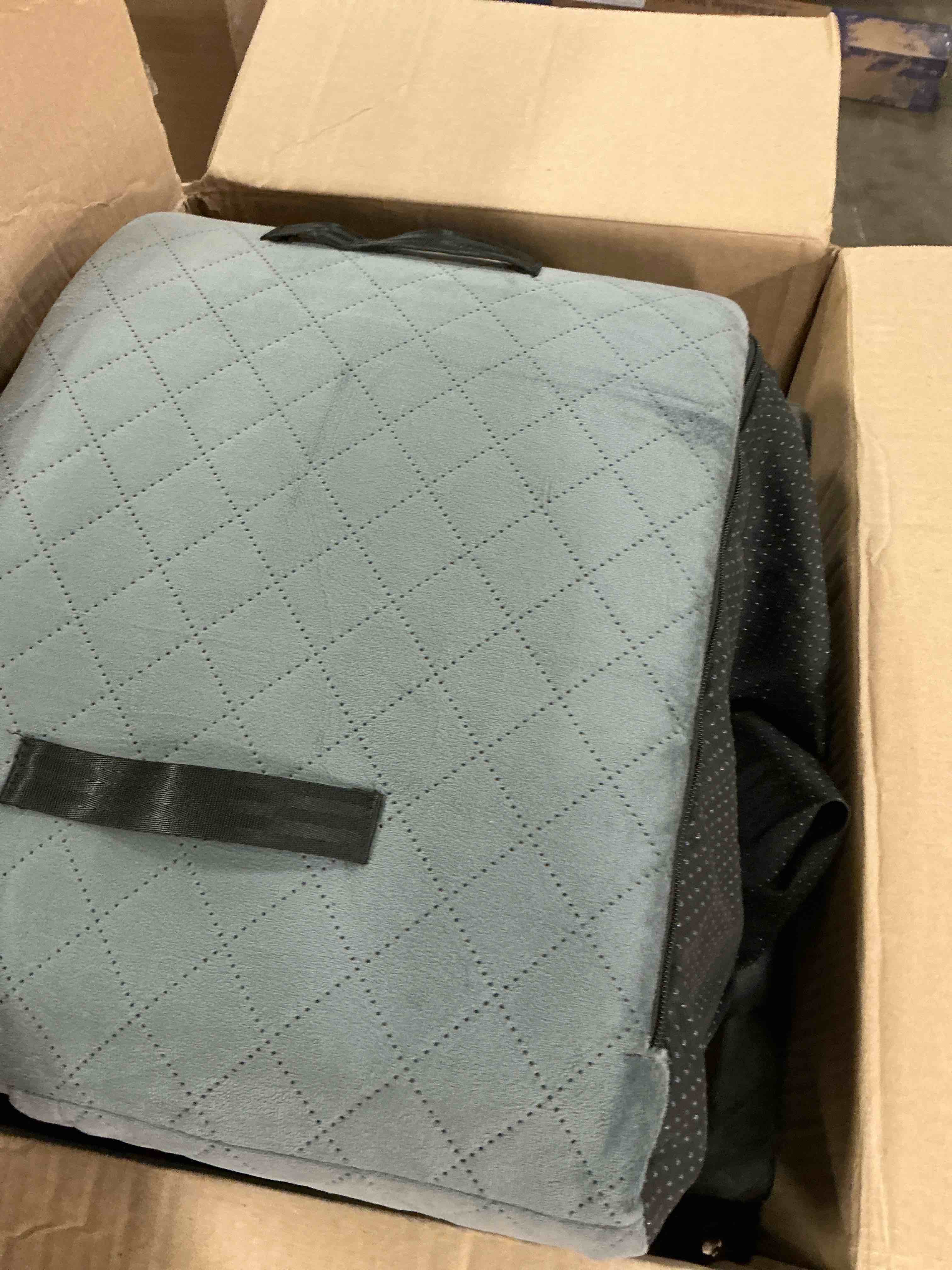 https://s3.amazonaws.com/lotting-images-prod/bidfta/PPE1717834_1743537750556.jpeg