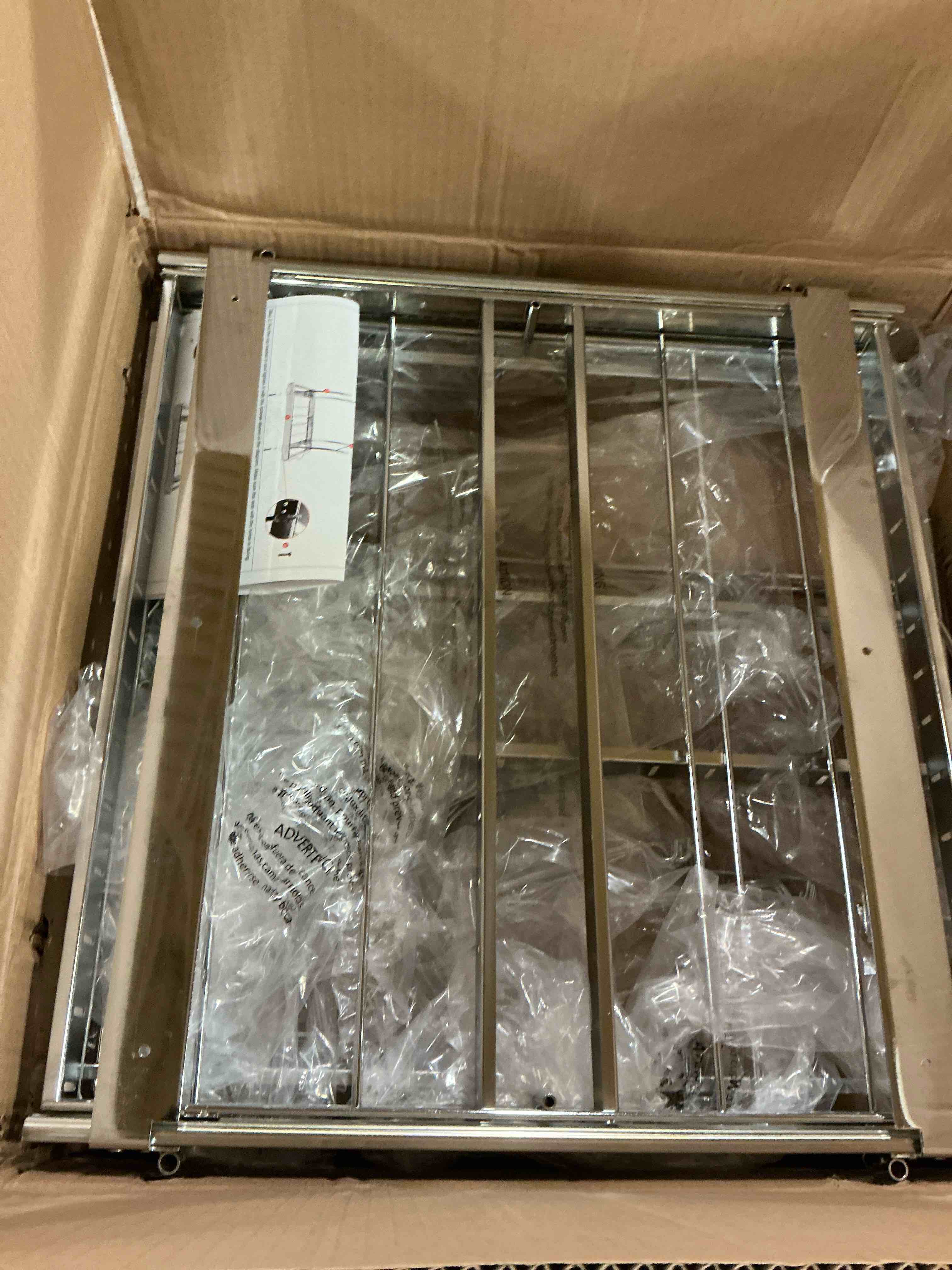 https://s3.amazonaws.com/lotting-images-prod/bidfta/PPE1717879_1743538245804.jpeg