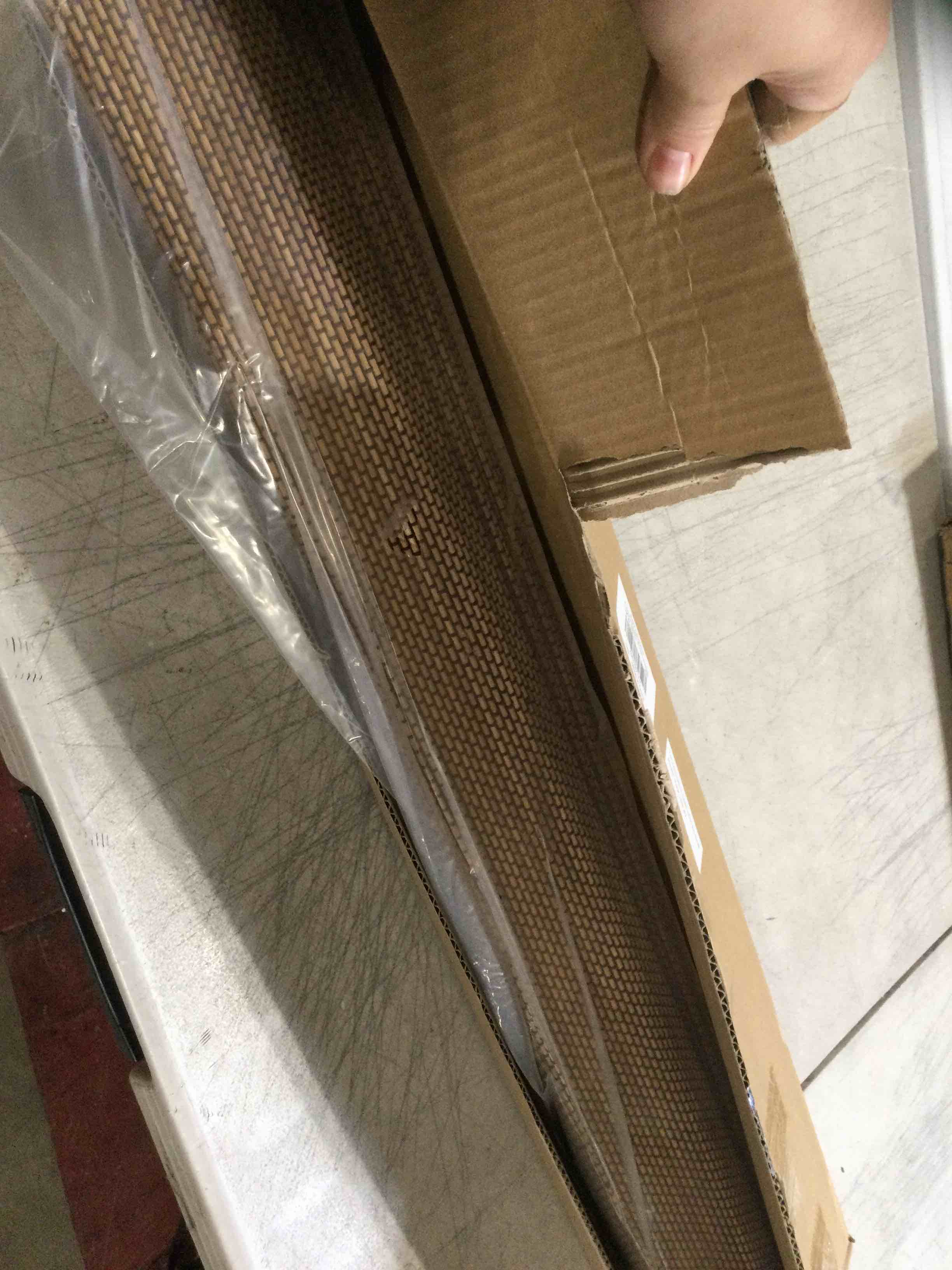https://s3.amazonaws.com/lotting-images-prod/bidfta/PPE1722265_1744037190272.jpeg
