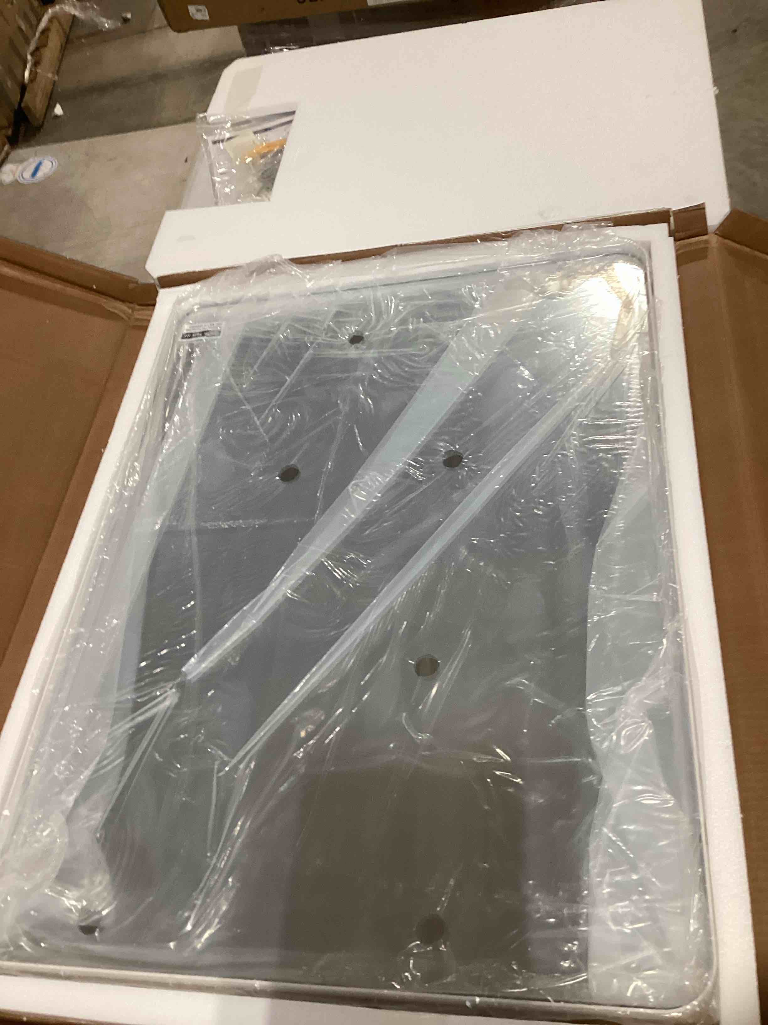 https://s3.amazonaws.com/lotting-images-prod/bidfta/PPE1722372_1744116531376.jpeg