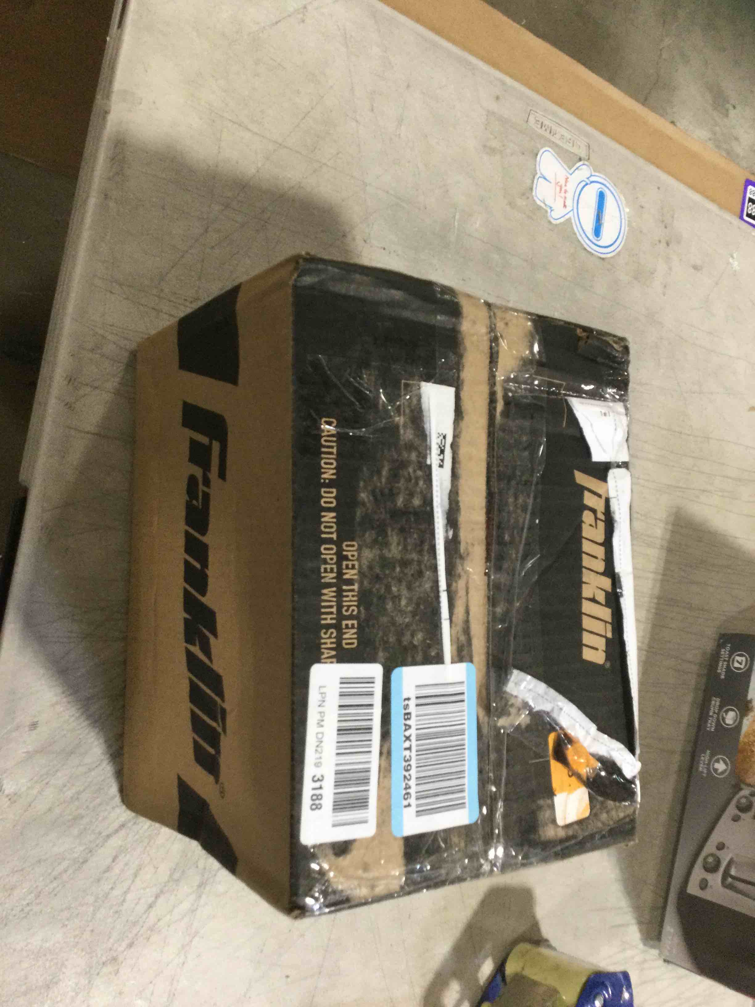 https://s3.amazonaws.com/lotting-images-prod/bidfta/PPE1722508_1744130799599.jpeg