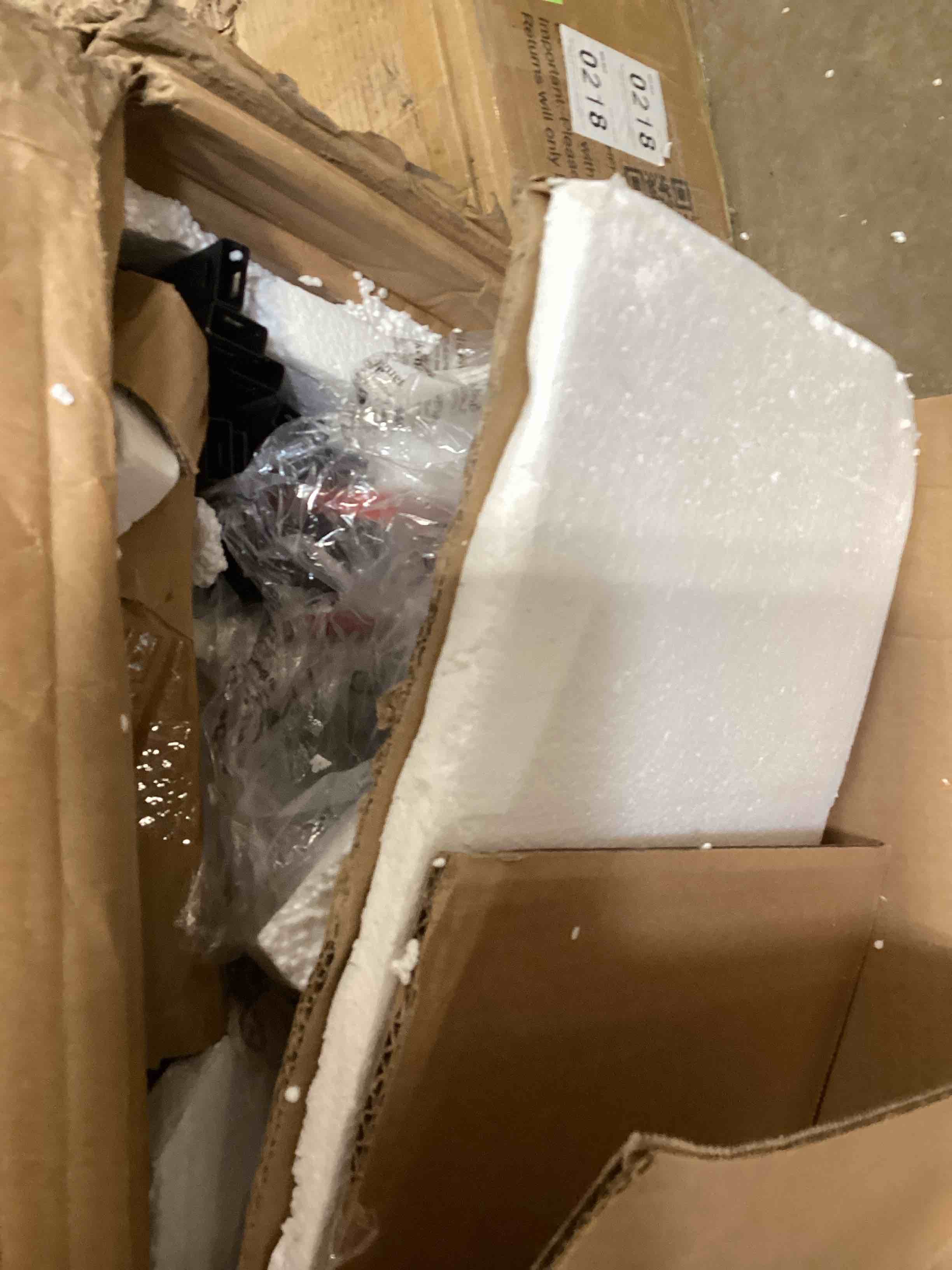 https://s3.amazonaws.com/lotting-images-prod/bidfta/PPE1723177_1745940372118.jpeg