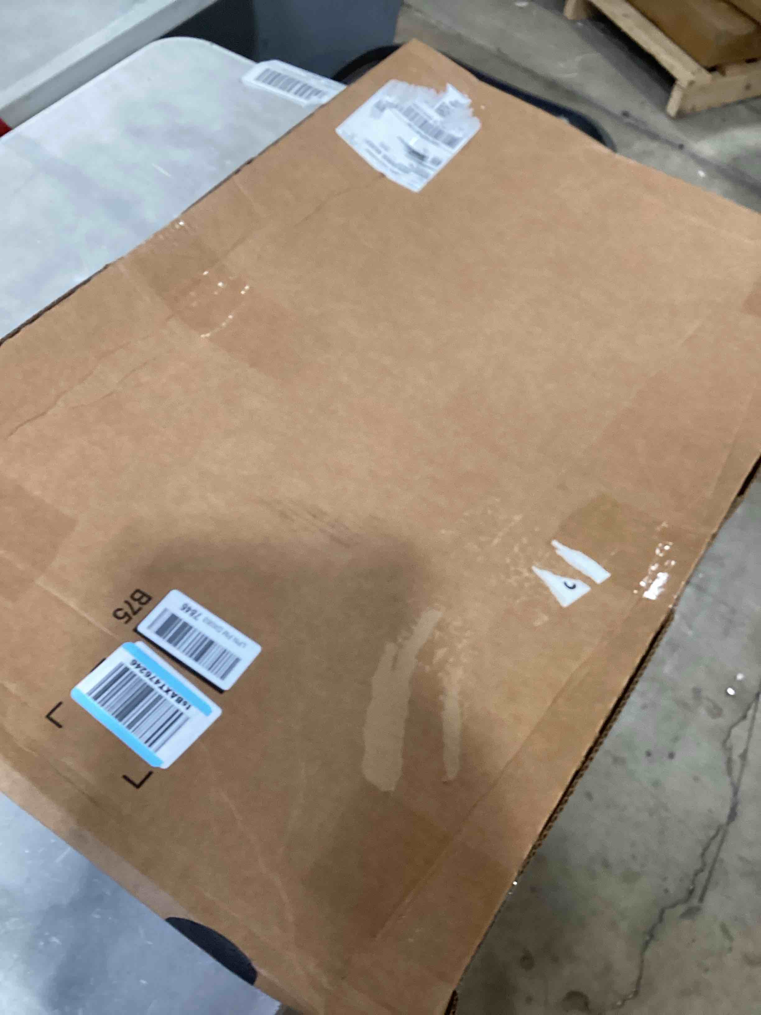 https://s3.amazonaws.com/lotting-images-prod/bidfta/PPE1723225_1745956291925.jpeg