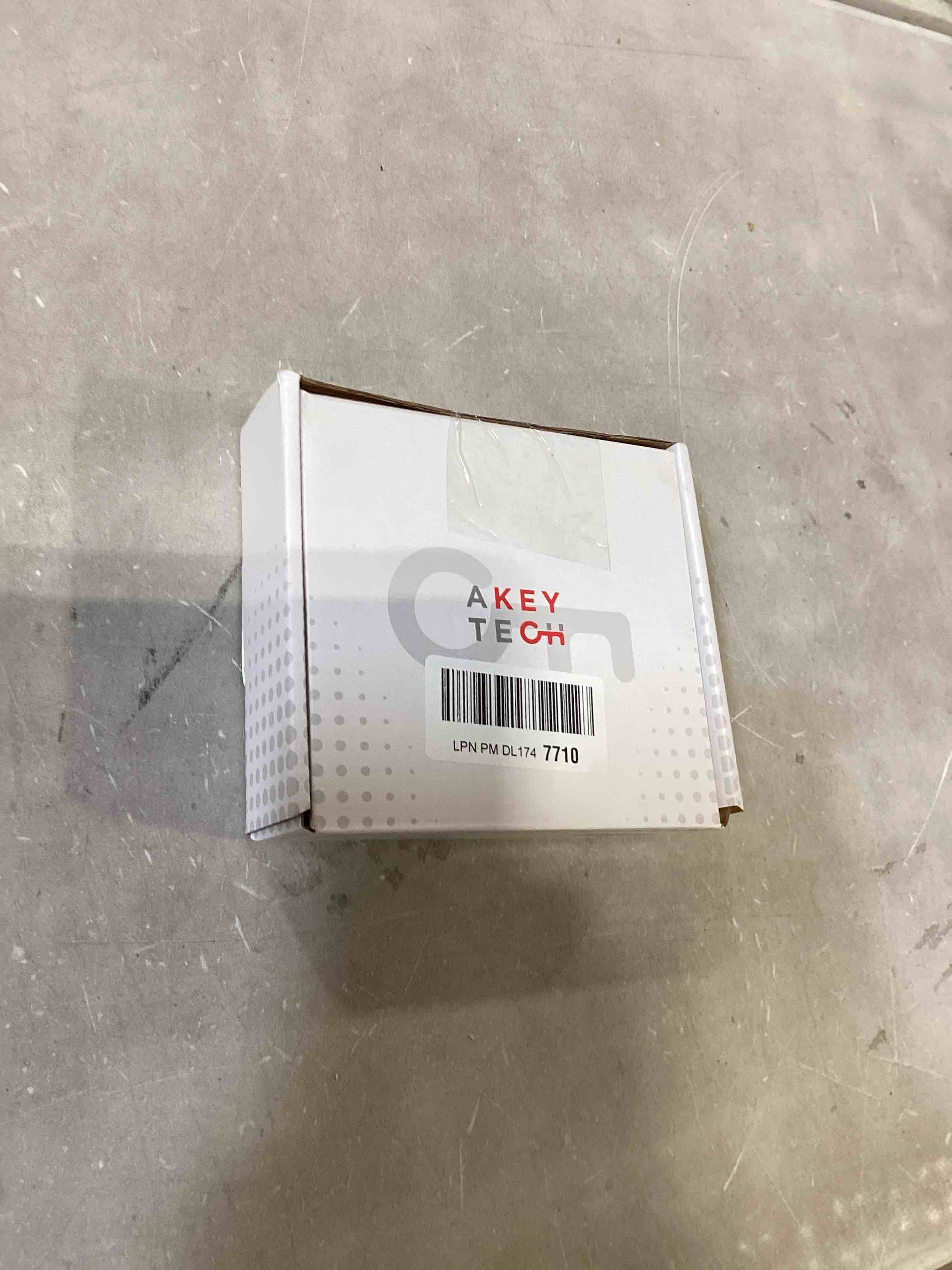 https://s3.amazonaws.com/lotting-images-prod/bidfta/PPE1723289_1746038643469.jpeg
