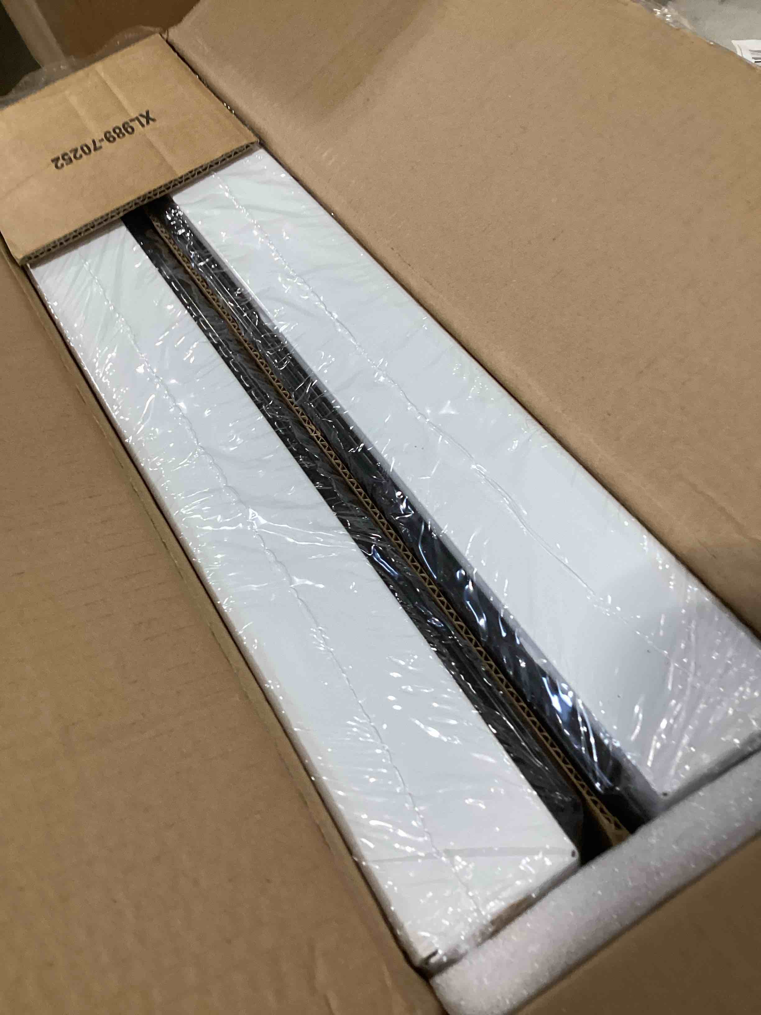 https://s3.amazonaws.com/lotting-images-prod/bidfta/PPE1723505_1746127614091.jpeg