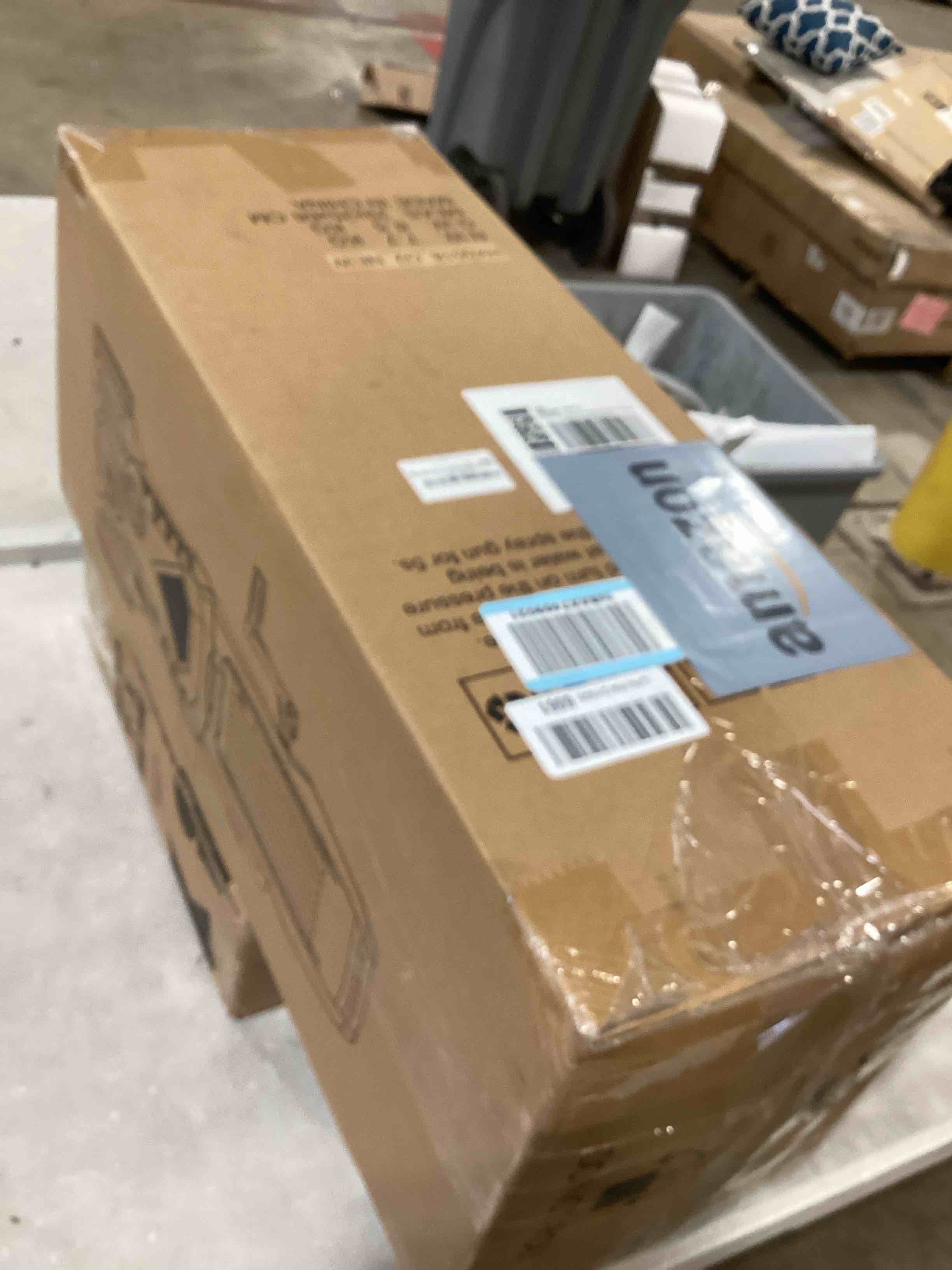https://s3.amazonaws.com/lotting-images-prod/bidfta/PPE1723625_1746199508166.jpeg