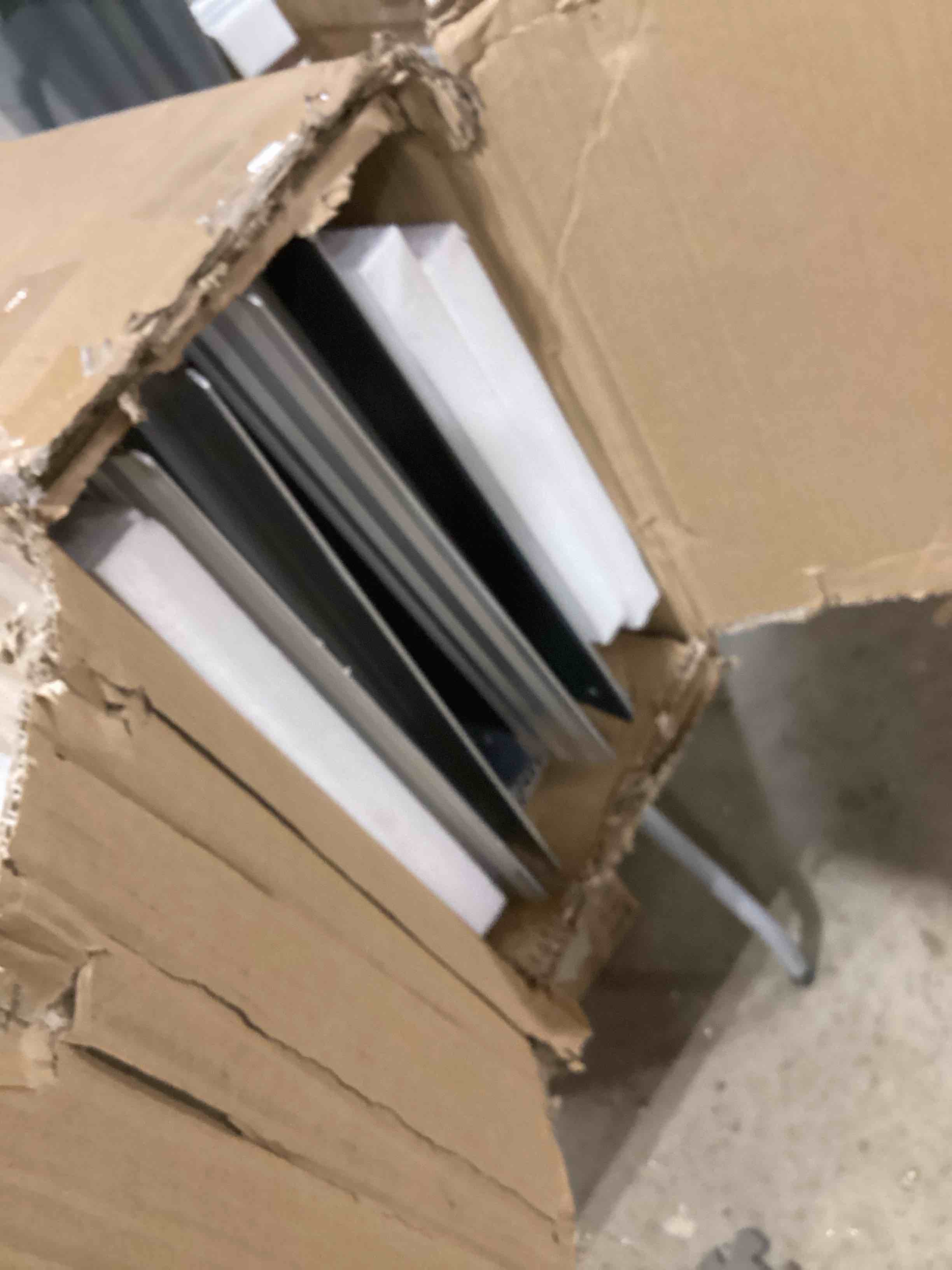 https://s3.amazonaws.com/lotting-images-prod/bidfta/PPE1723663_1746208294251.jpeg