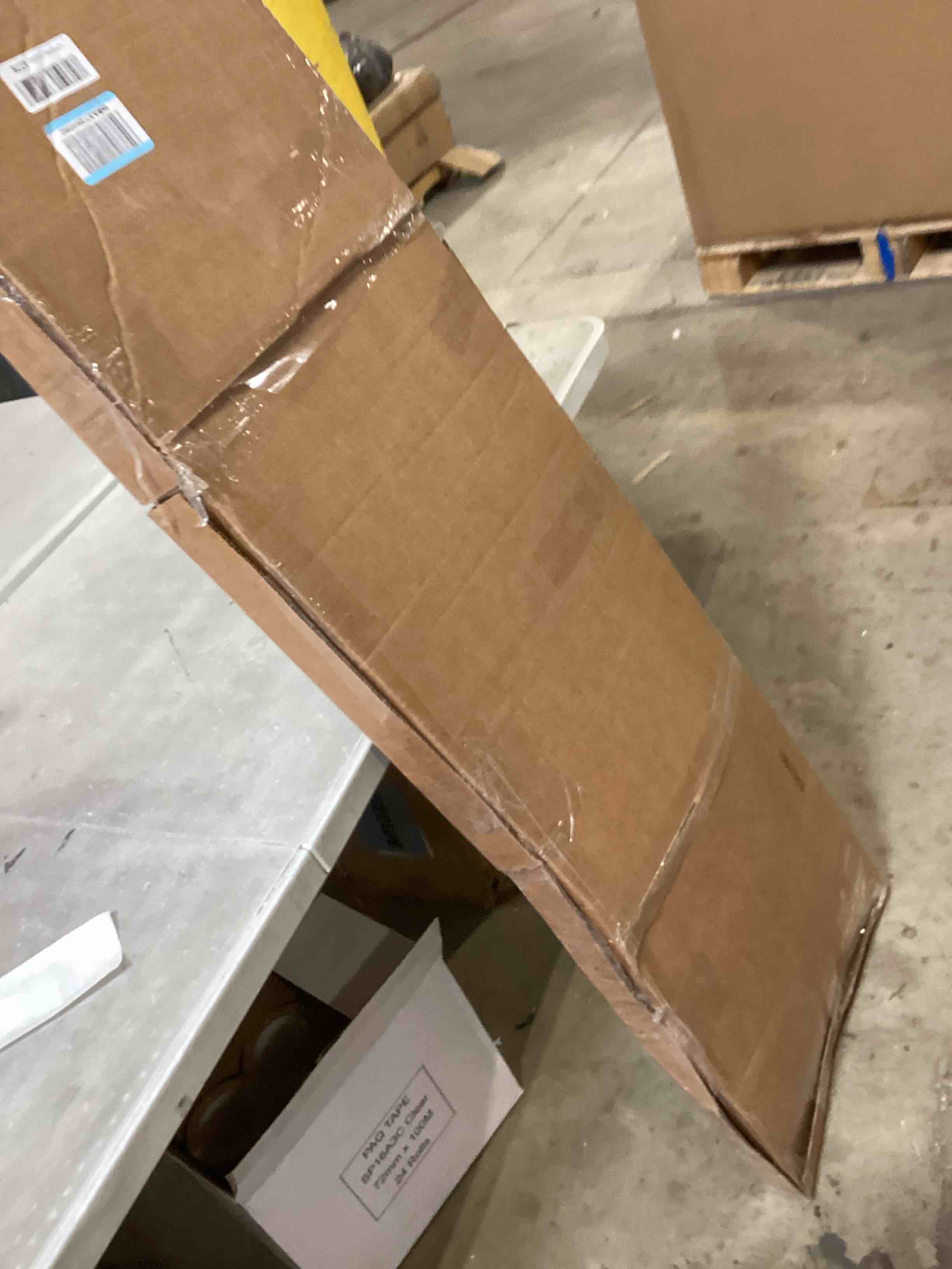 https://s3.amazonaws.com/lotting-images-prod/bidfta/PPE1723691_1746213752833.jpeg