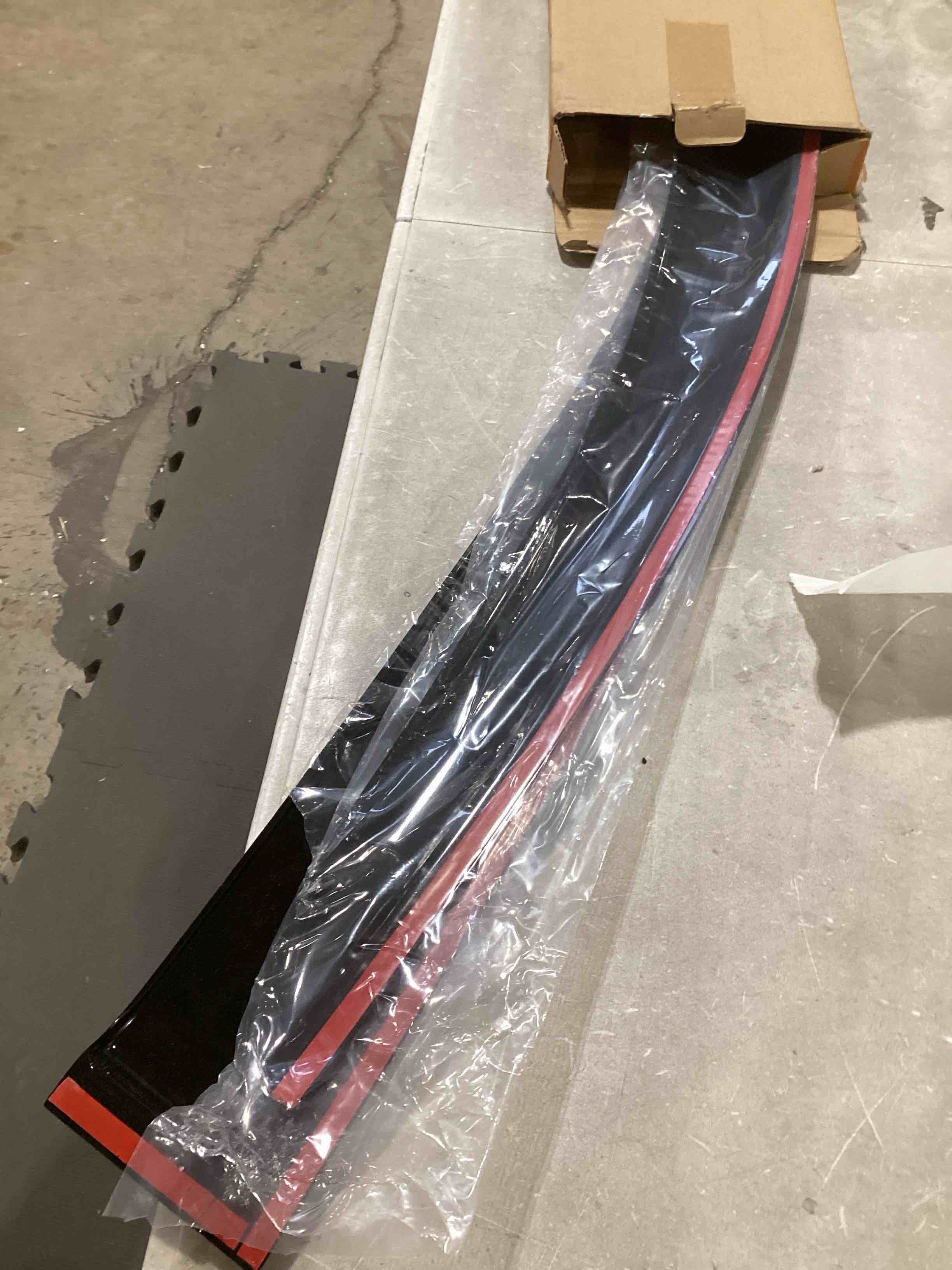 https://s3.amazonaws.com/lotting-images-prod/bidfta/PPE1723870_1746704260146.jpeg