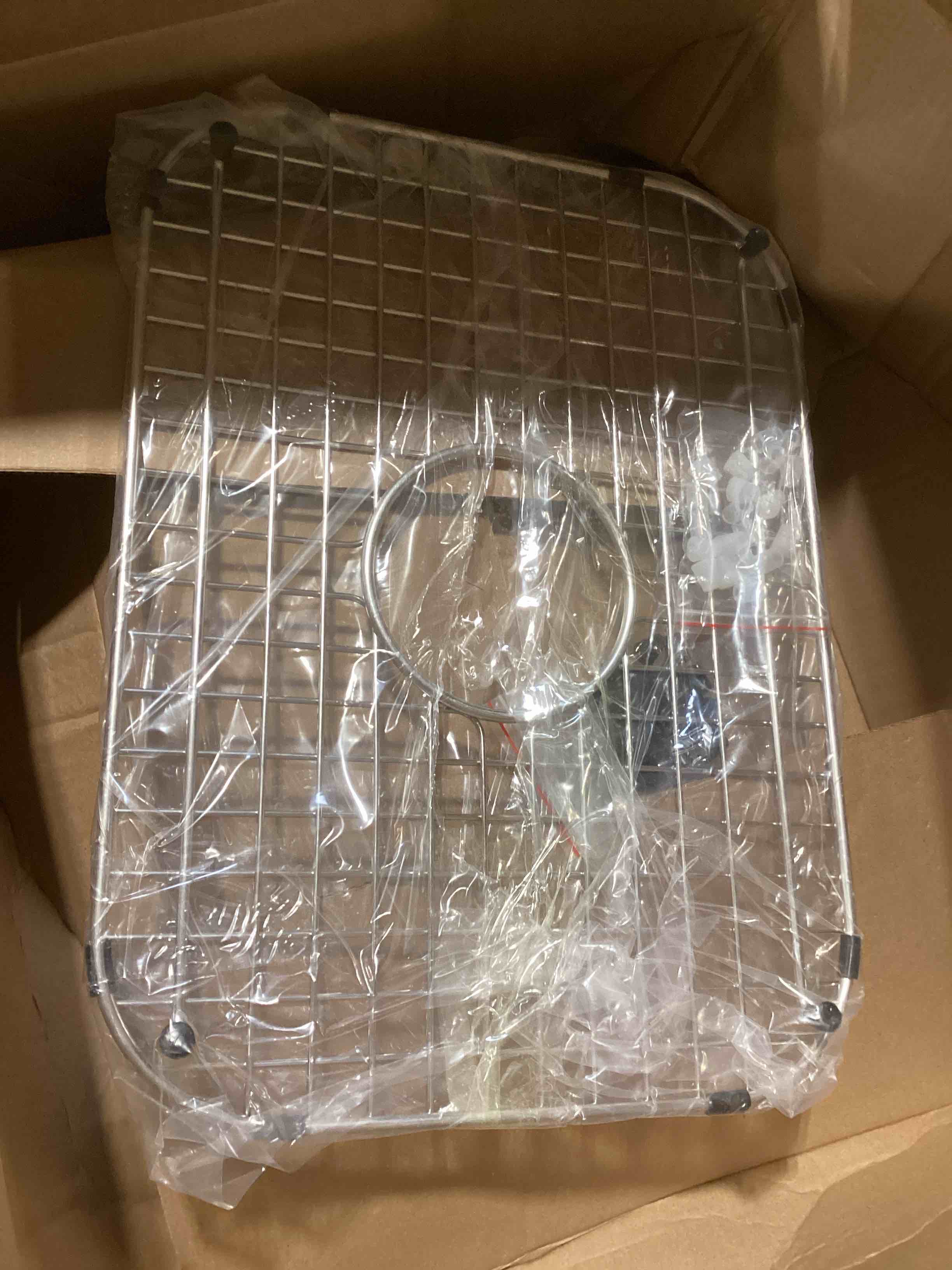 https://s3.amazonaws.com/lotting-images-prod/bidfta/PPE1723874_1746706637443.jpeg