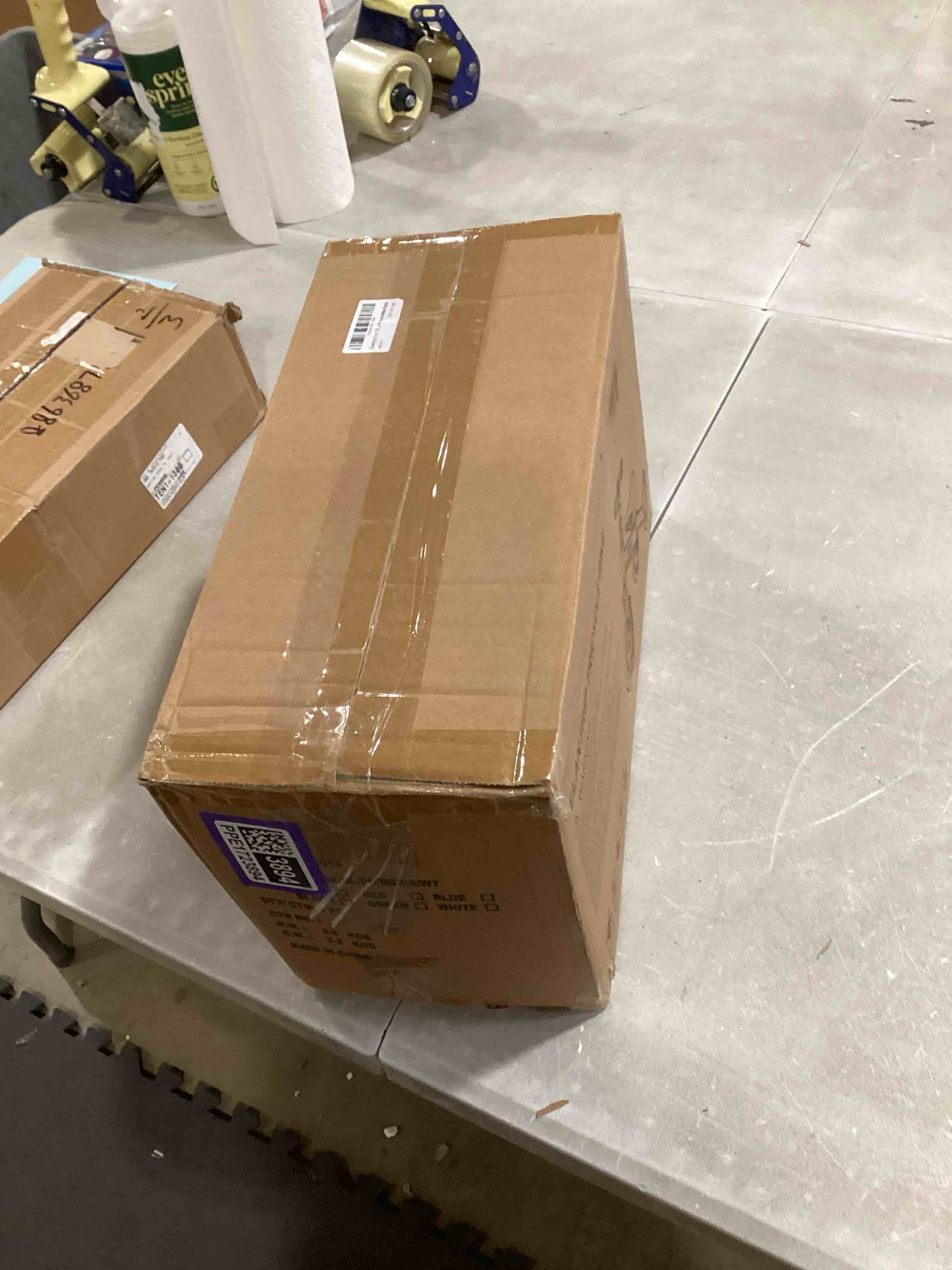 https://s3.amazonaws.com/lotting-images-prod/bidfta/PPE1723894_1747050391721.jpeg