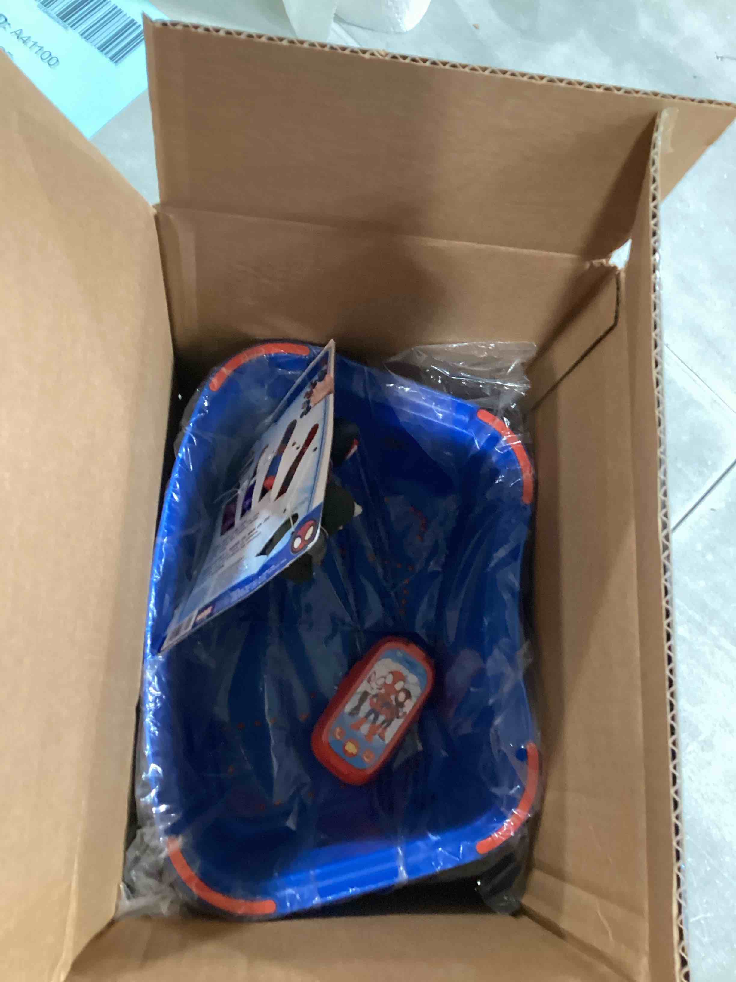 https://s3.amazonaws.com/lotting-images-prod/bidfta/PPE1723902_1747051138007.jpeg