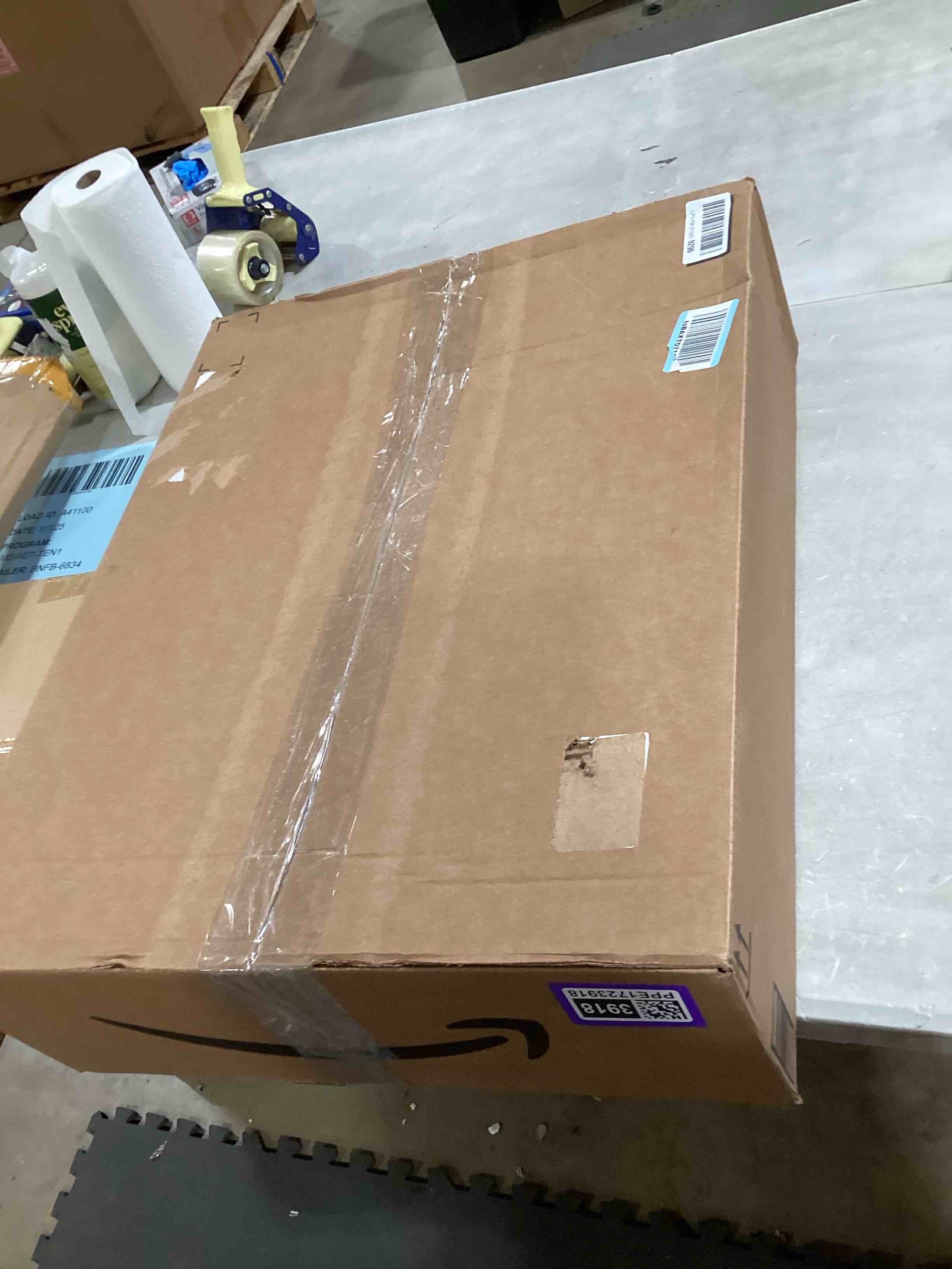 https://s3.amazonaws.com/lotting-images-prod/bidfta/PPE1723918_1747052585910.jpeg