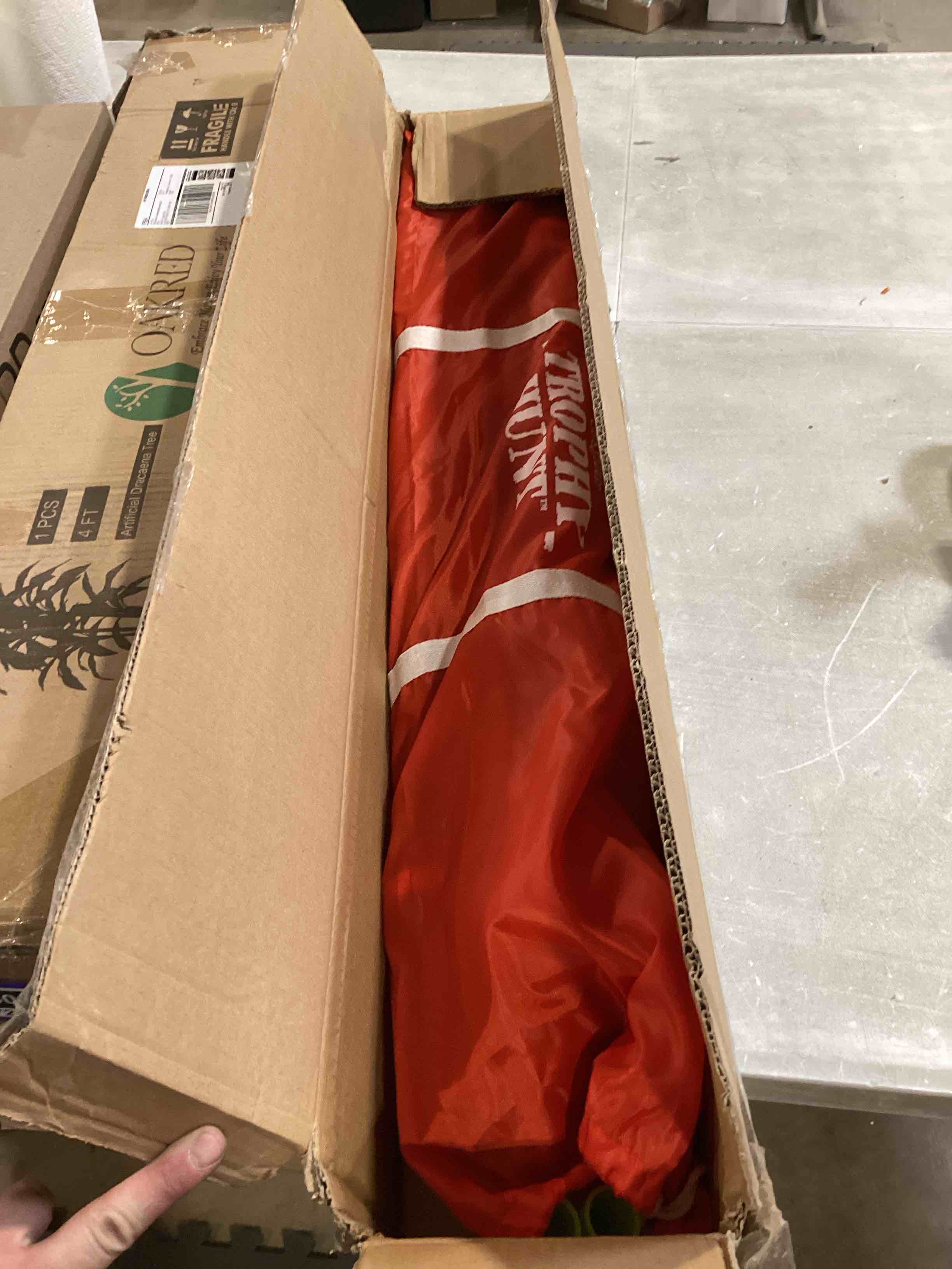 https://s3.amazonaws.com/lotting-images-prod/bidfta/PPE1724001_1747070349996.jpeg