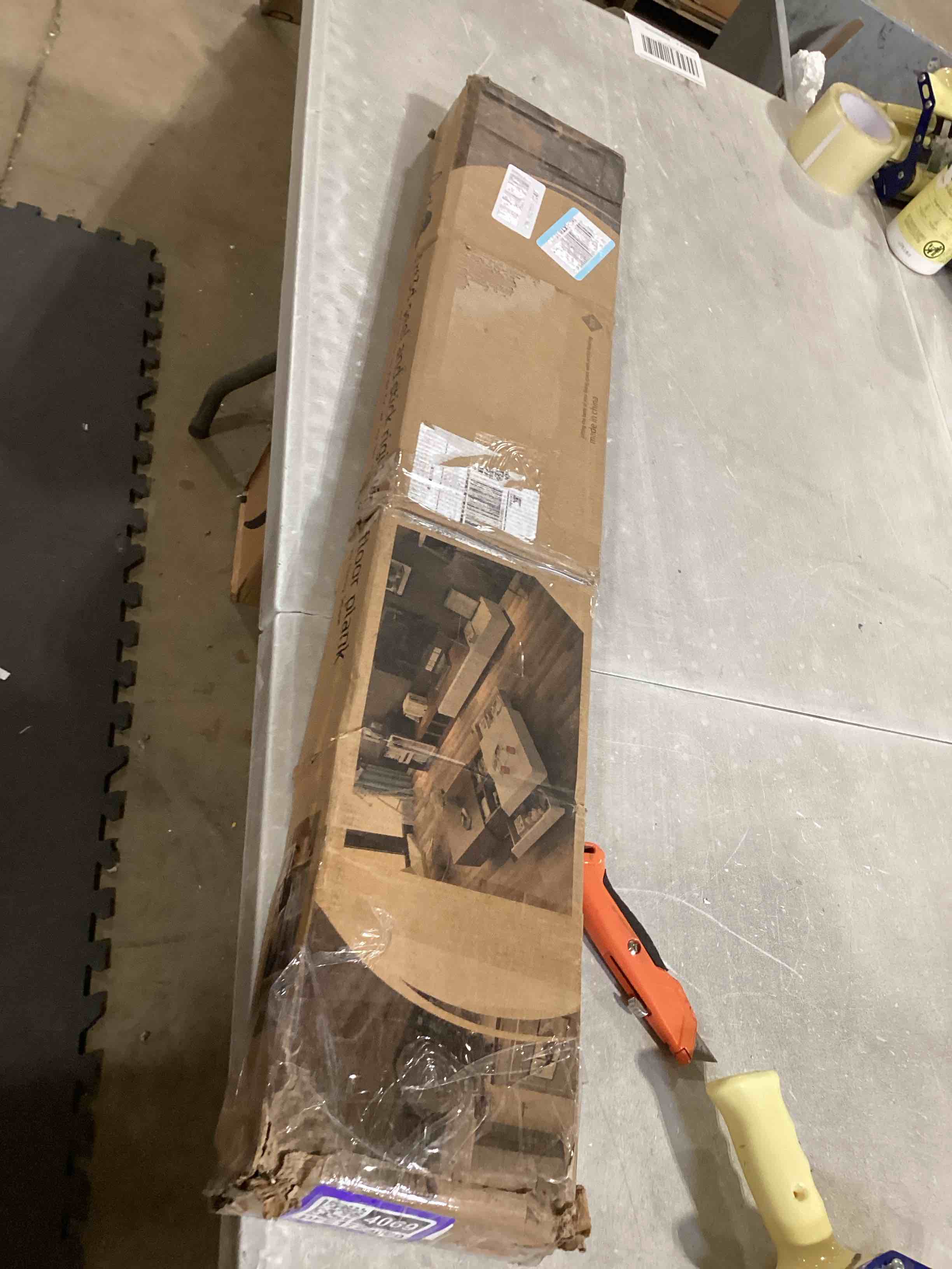 https://s3.amazonaws.com/lotting-images-prod/bidfta/PPE1724069_1747079059655.jpeg