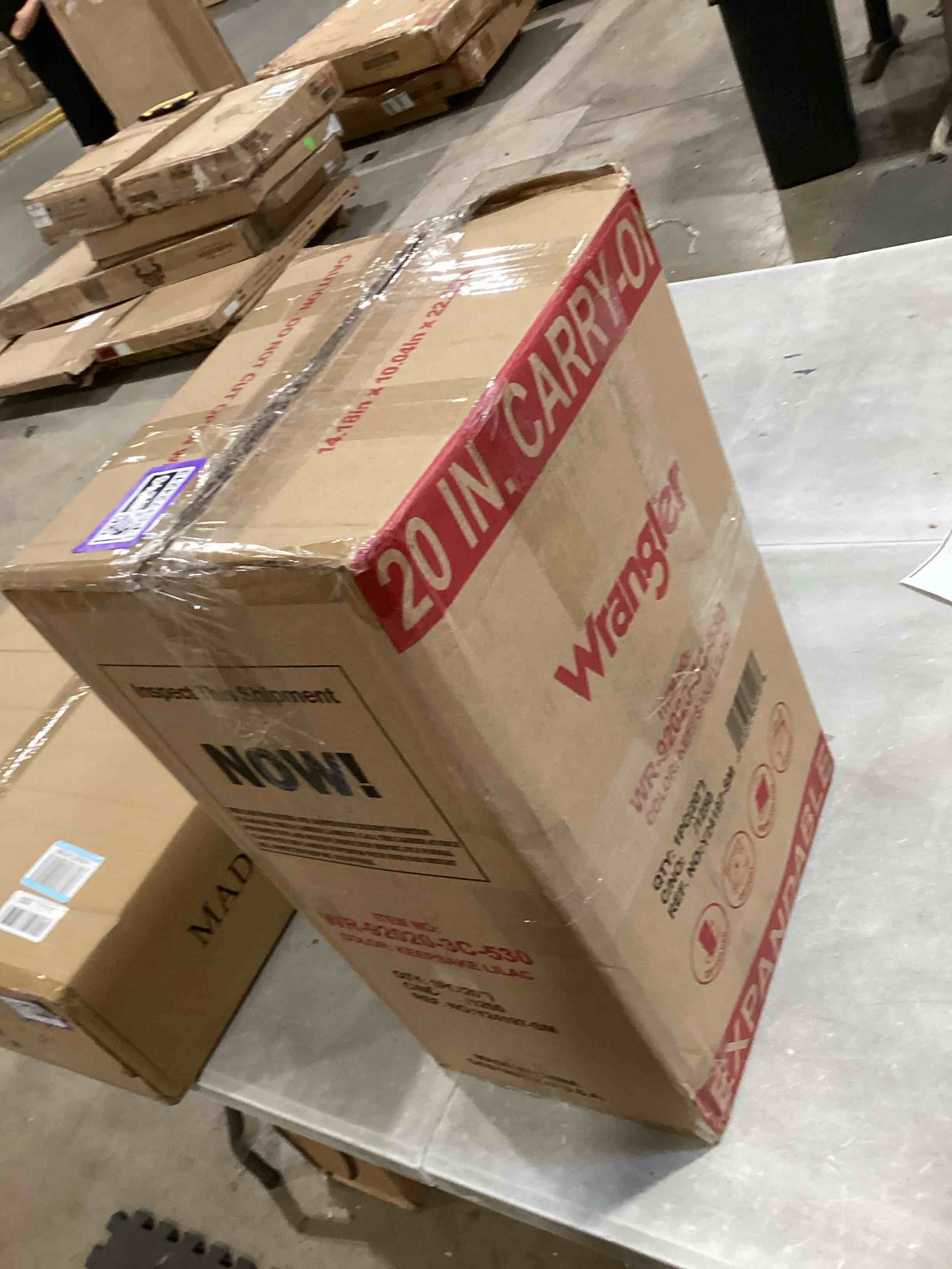 https://s3.amazonaws.com/lotting-images-prod/bidfta/PPE1724213_1747158620110.jpeg