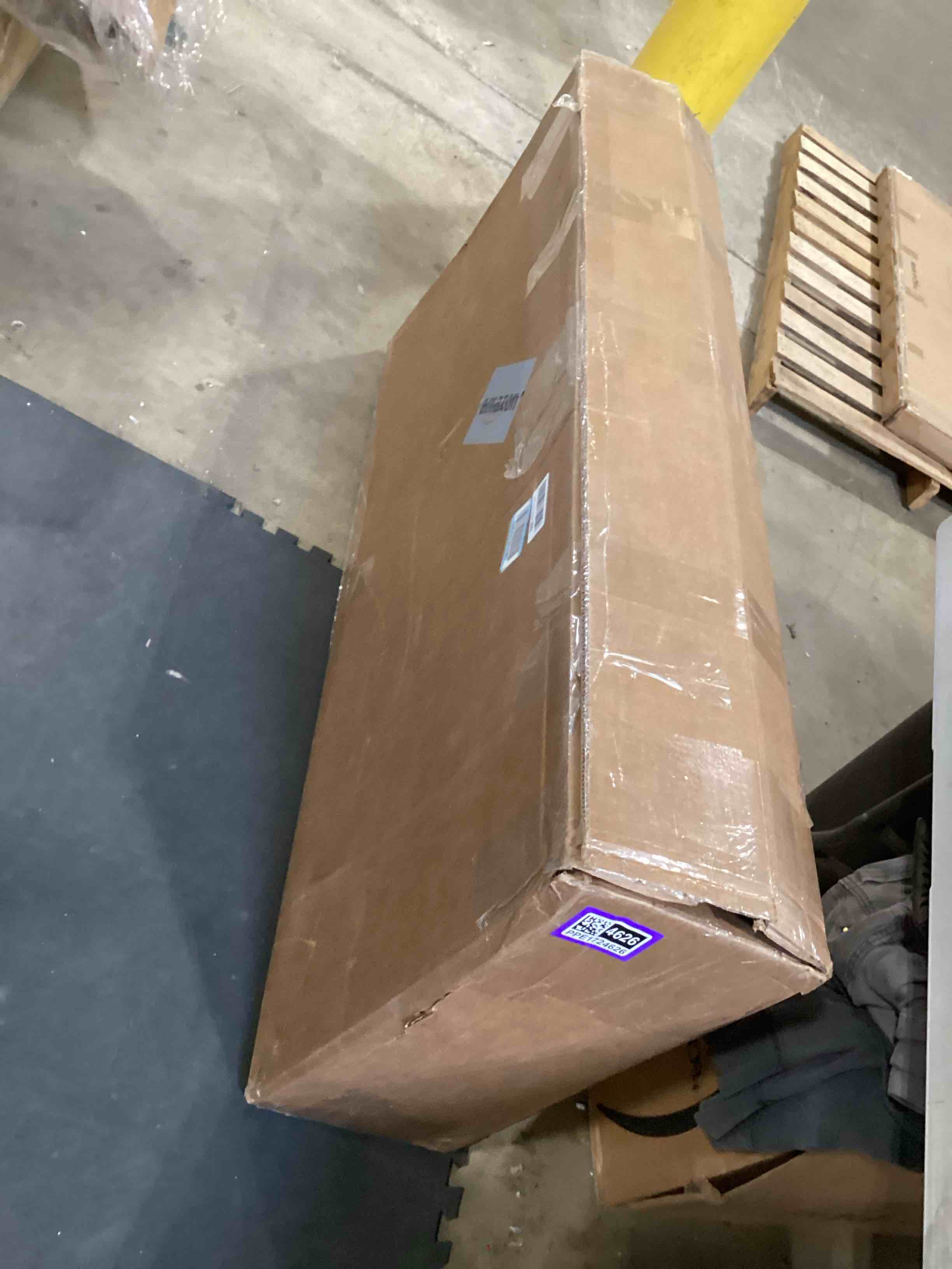 https://s3.amazonaws.com/lotting-images-prod/bidfta/PPE1724626_1747335395254.jpeg