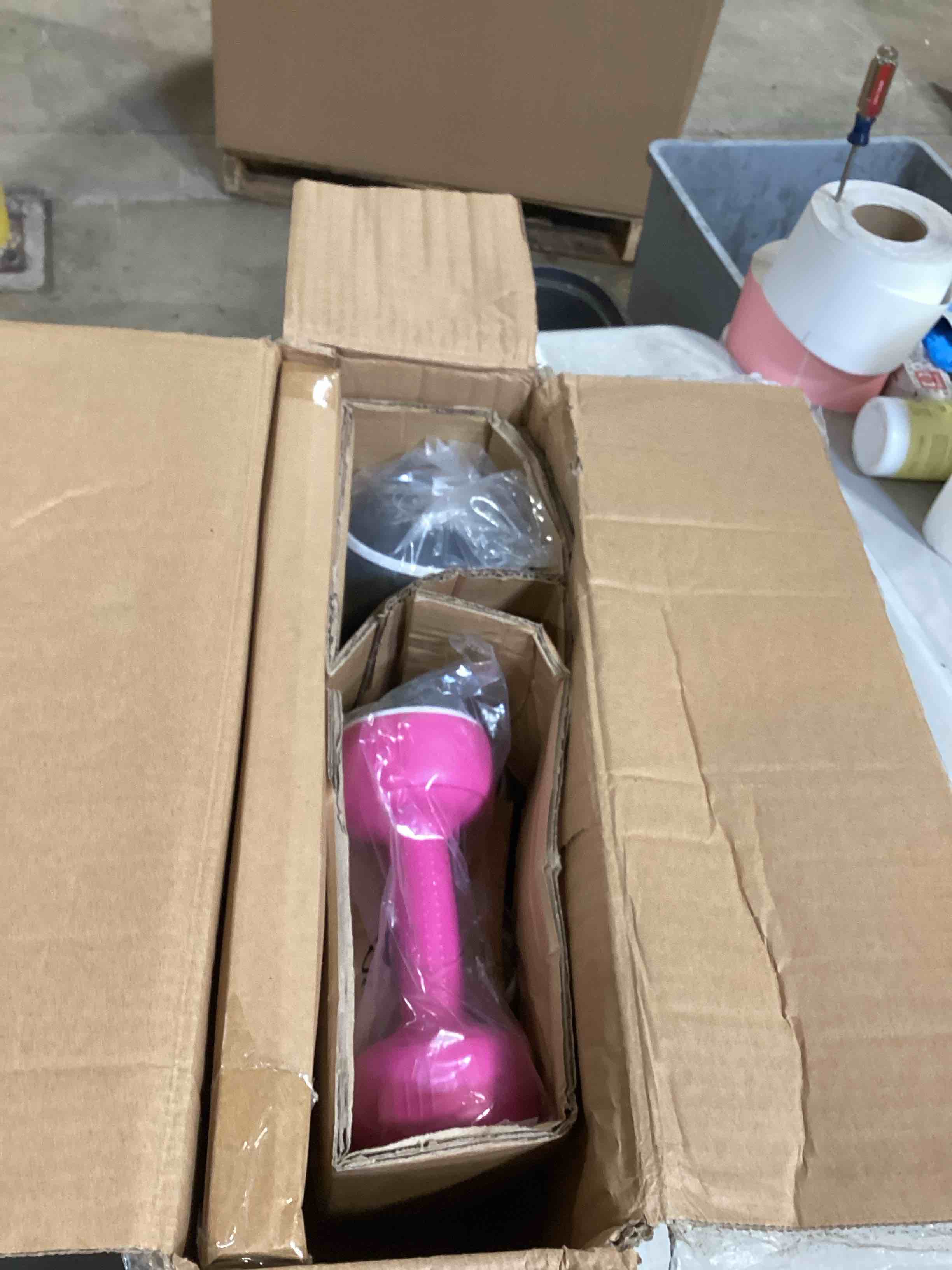 https://s3.amazonaws.com/lotting-images-prod/bidfta/PPE1724962_1747680875477.jpeg