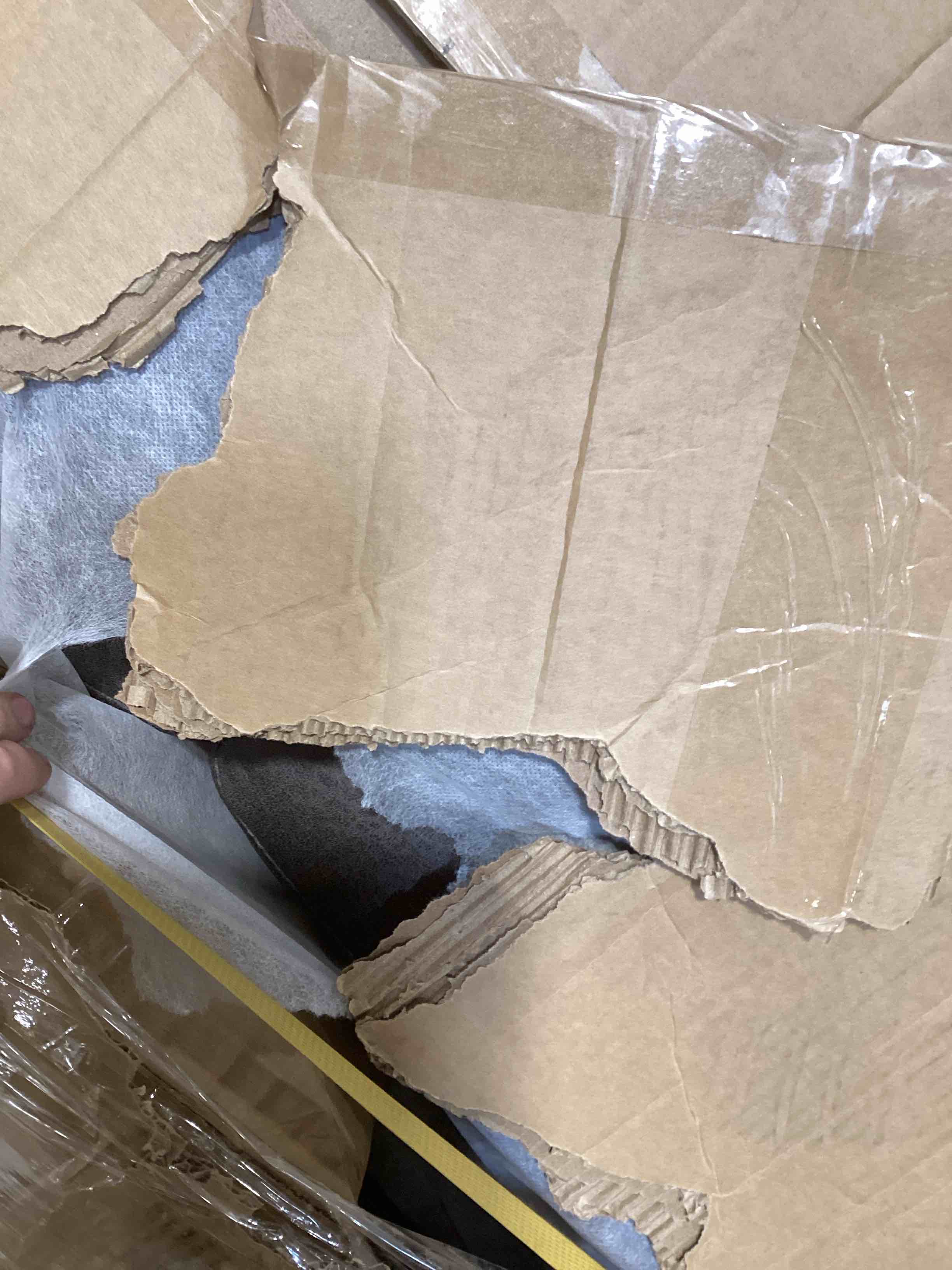 https://s3.amazonaws.com/lotting-images-prod/bidfta/PPE1726067_1745259726291.jpeg