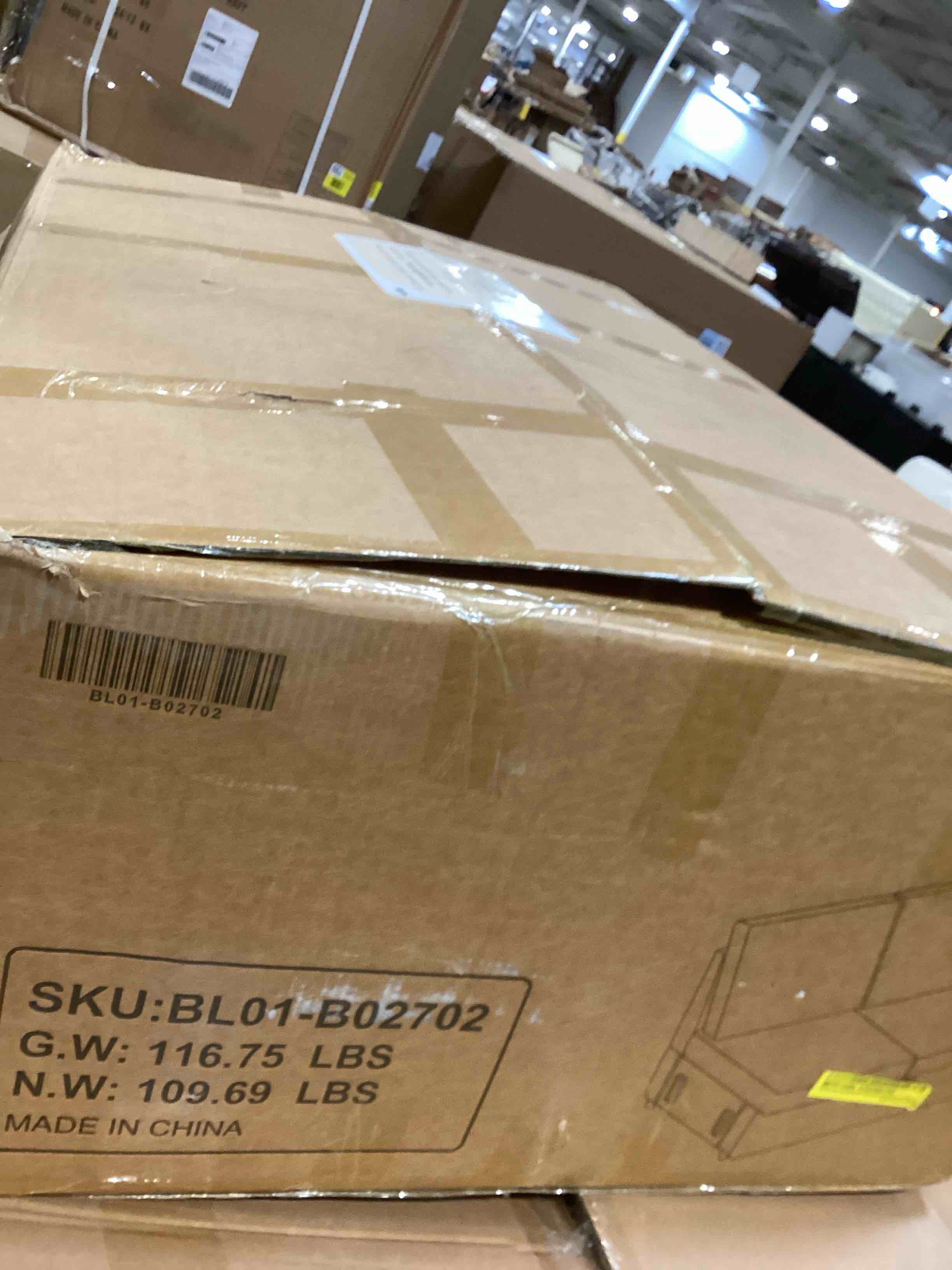 https://s3.amazonaws.com/lotting-images-prod/bidfta/PPE1726109_1745333263939.jpeg