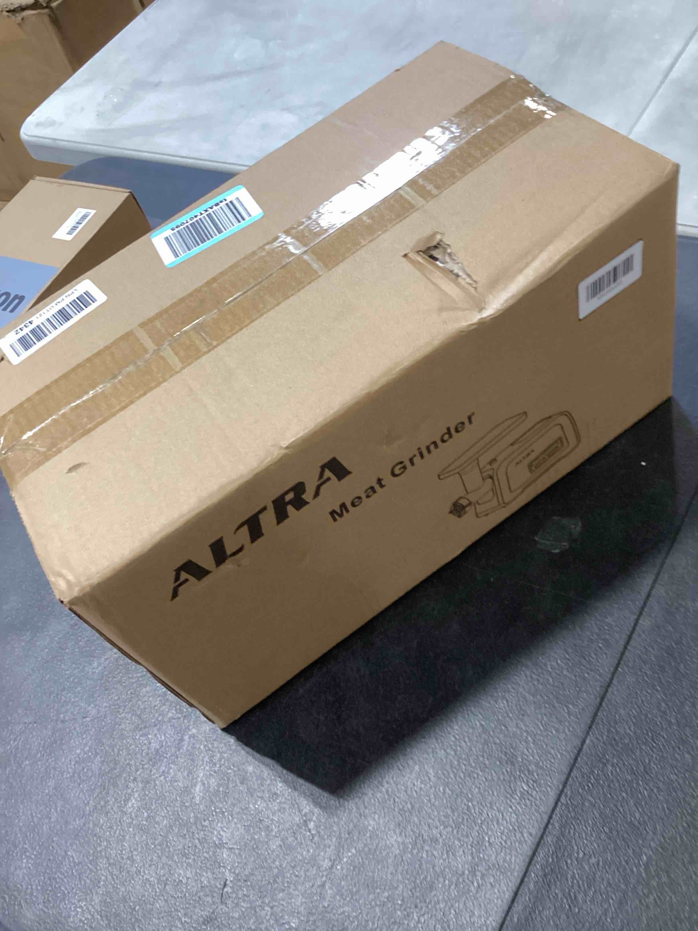 https://s3.amazonaws.com/lotting-images-prod/bidfta/PPE1726165_1745342093438.jpeg