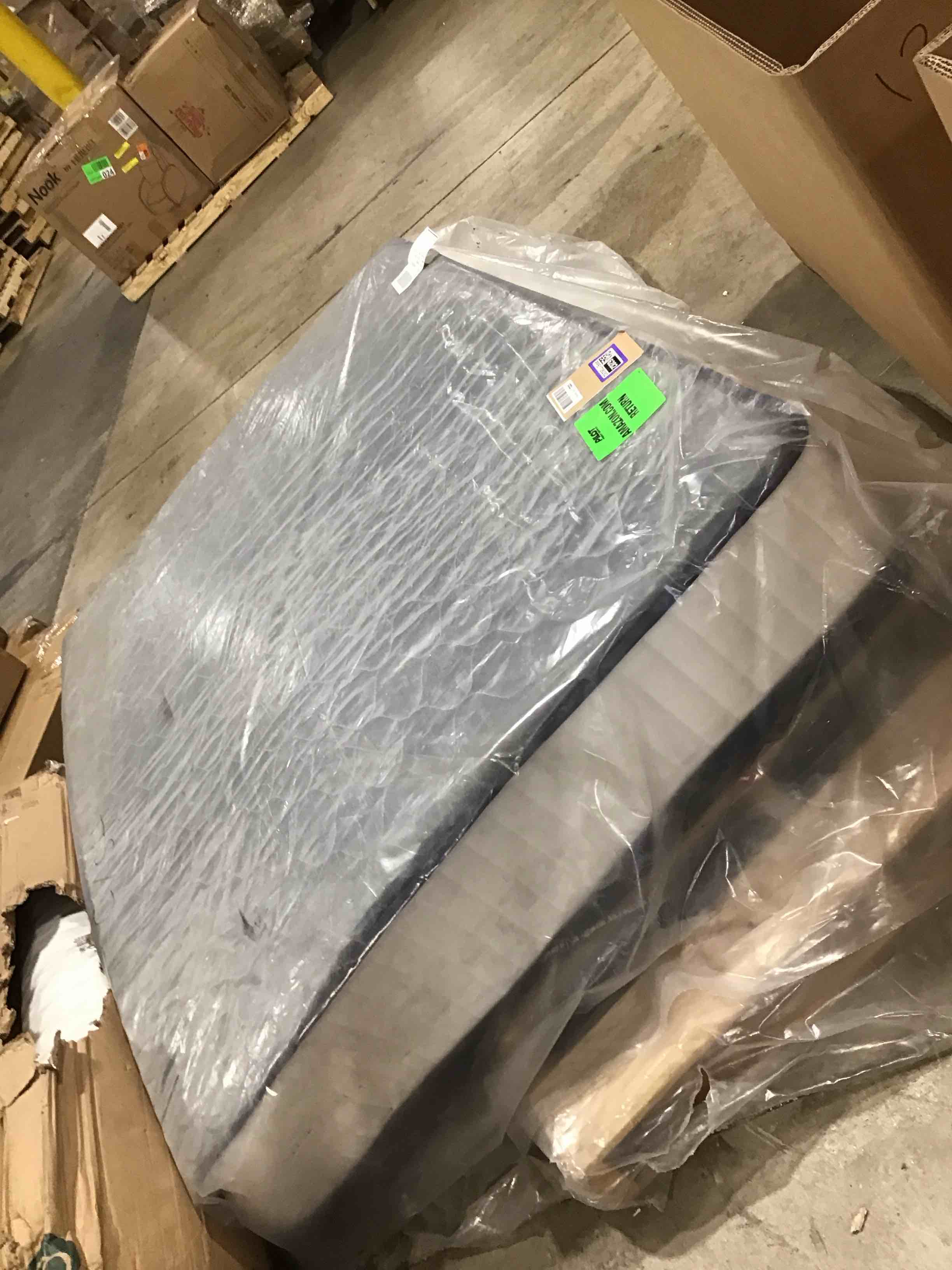 https://s3.amazonaws.com/lotting-images-prod/bidfta/PPE1726282_1745499375849.jpeg