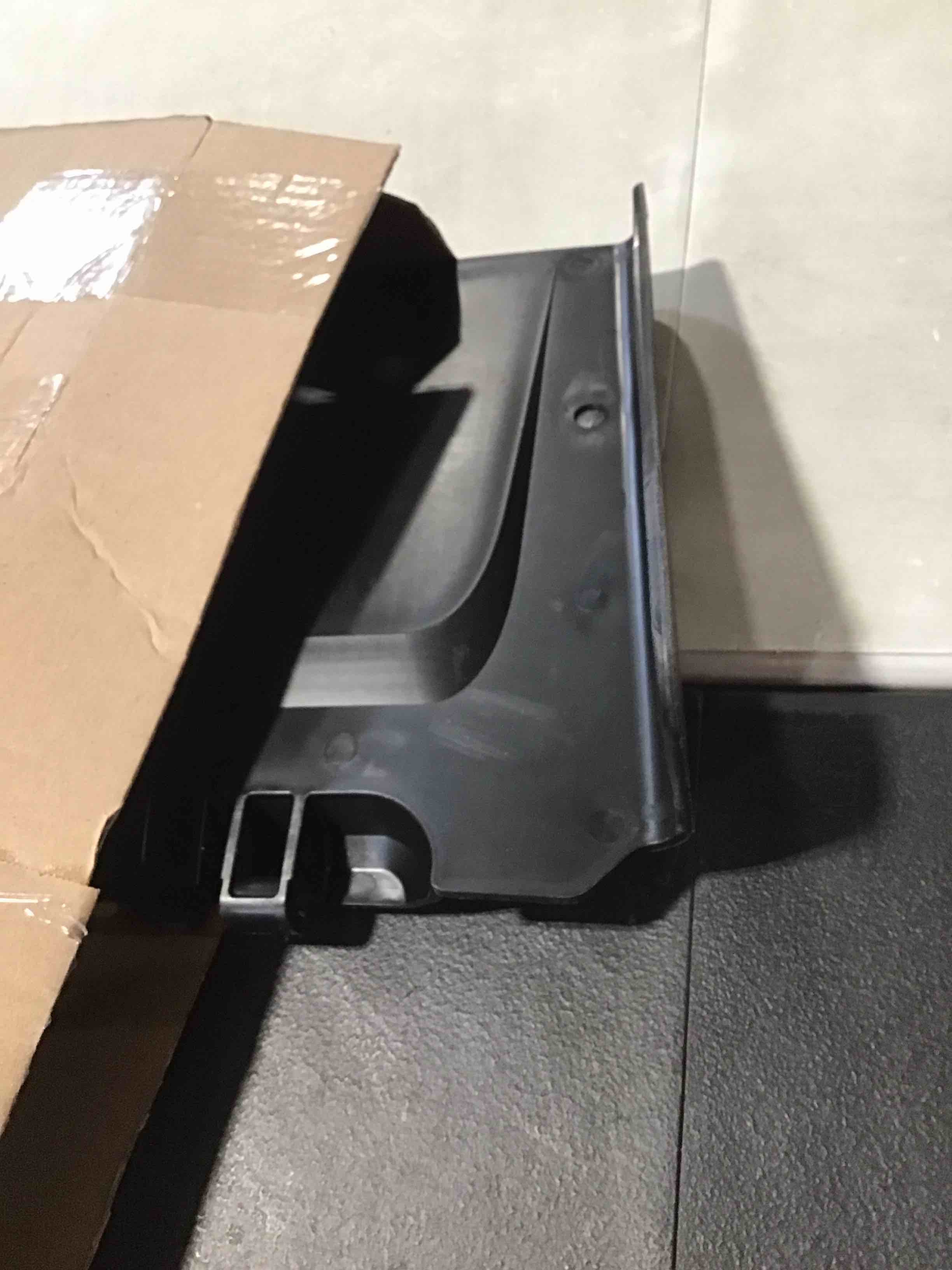 https://s3.amazonaws.com/lotting-images-prod/bidfta/PPE1726331_1745507316275.jpeg