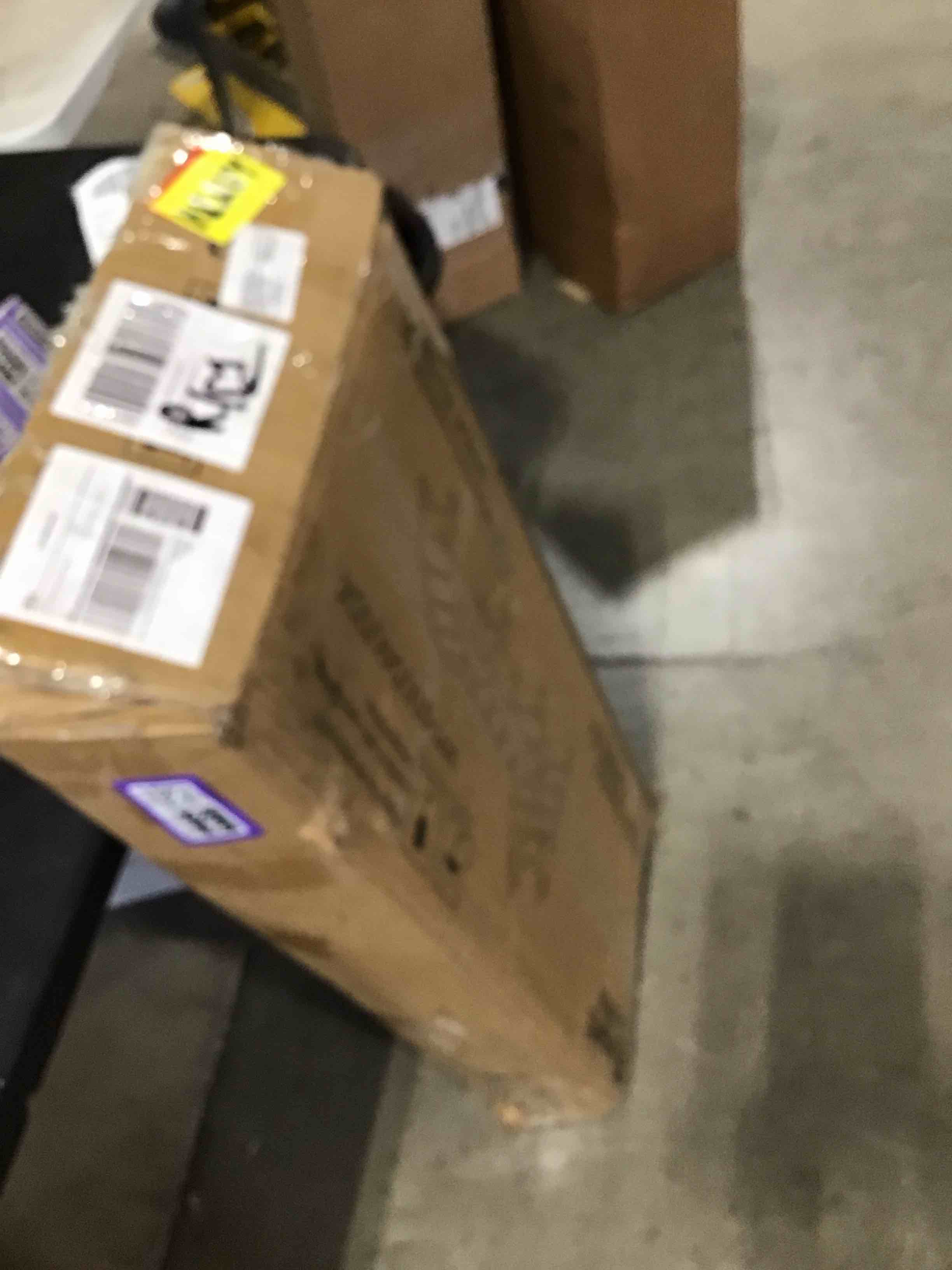https://s3.amazonaws.com/lotting-images-prod/bidfta/PPE1726346_1745512252692.jpeg