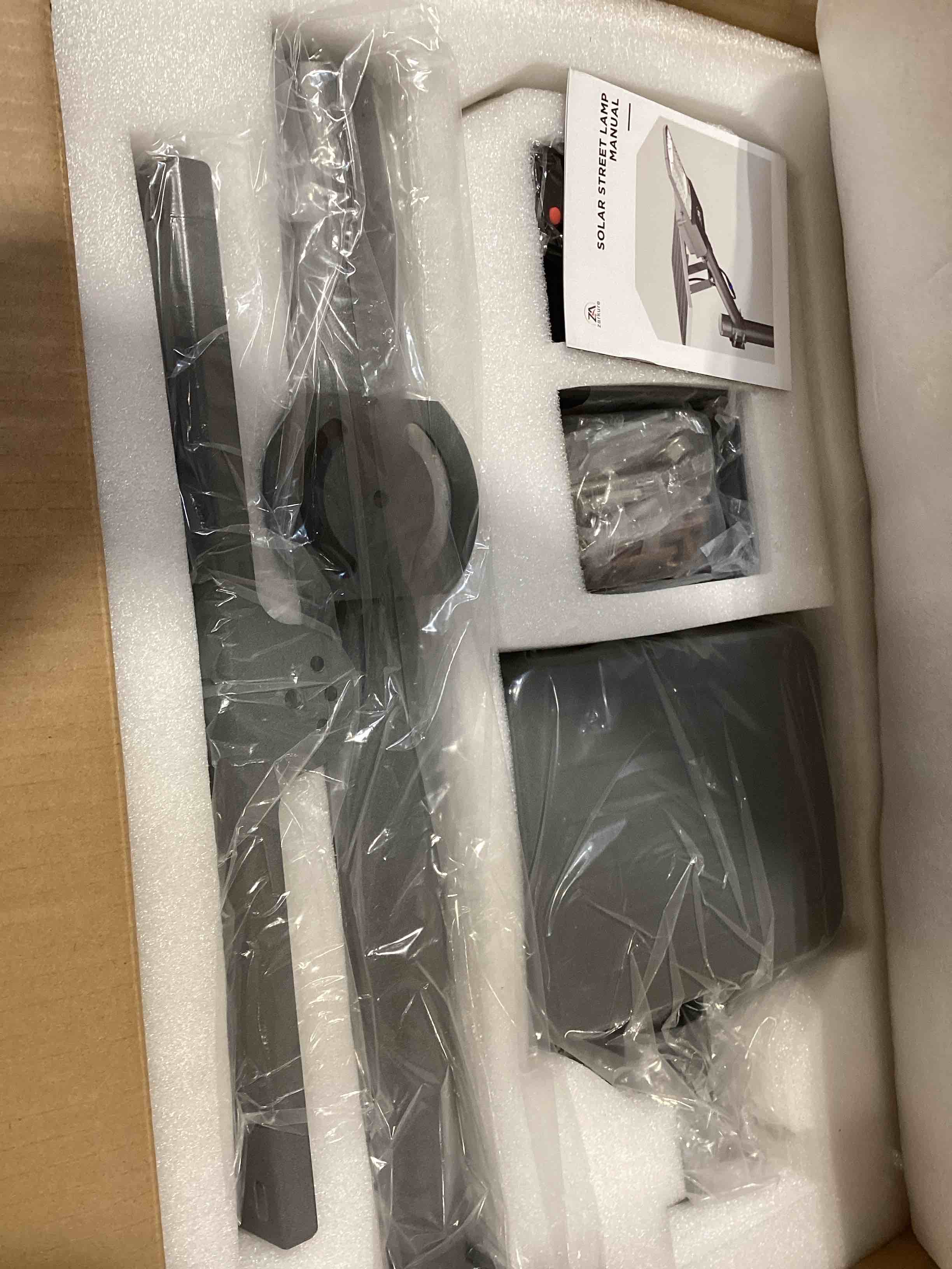 https://s3.amazonaws.com/lotting-images-prod/bidfta/PPE1726949_1747054343215.jpeg