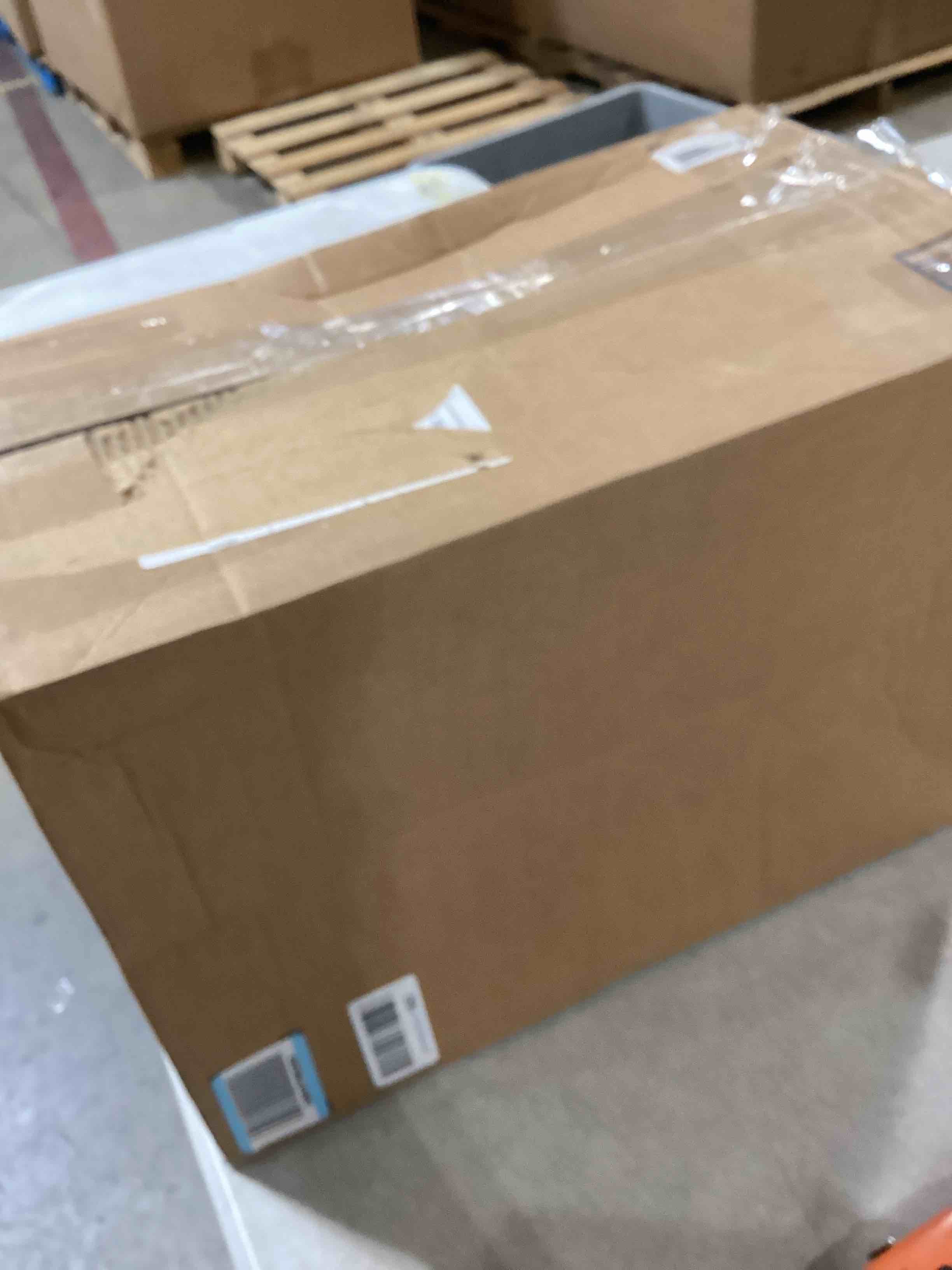 https://s3.amazonaws.com/lotting-images-prod/bidfta/PPE1727021_1747074414829.jpeg