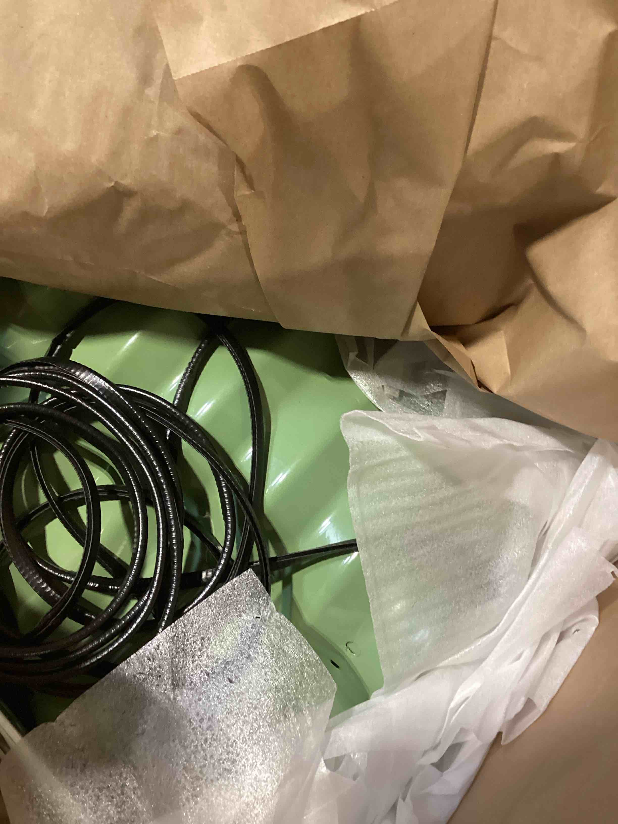 https://s3.amazonaws.com/lotting-images-prod/bidfta/PPE1727069_1747080452407.jpeg