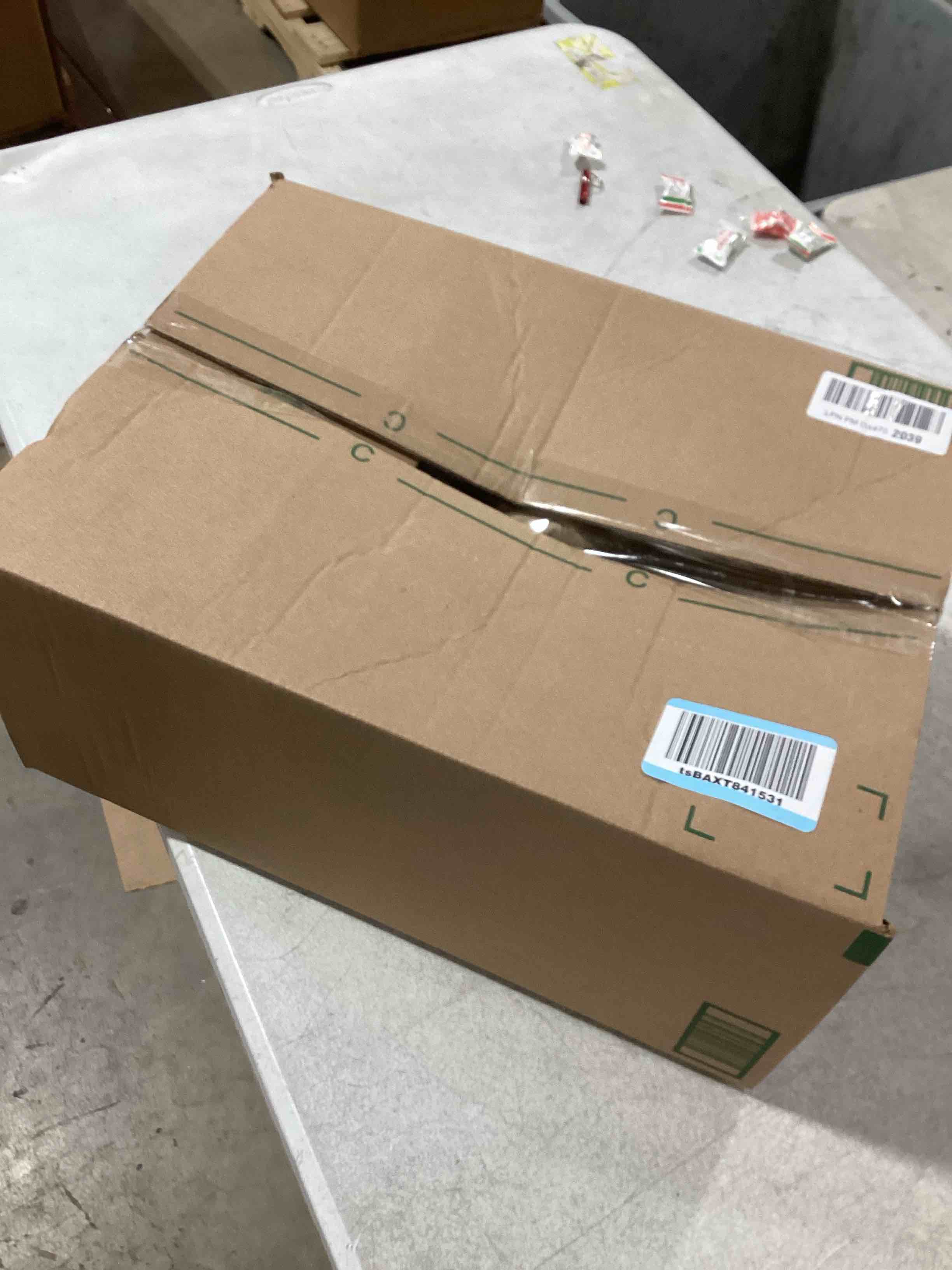 https://s3.amazonaws.com/lotting-images-prod/bidfta/PPE1727216_1747223225961.jpeg