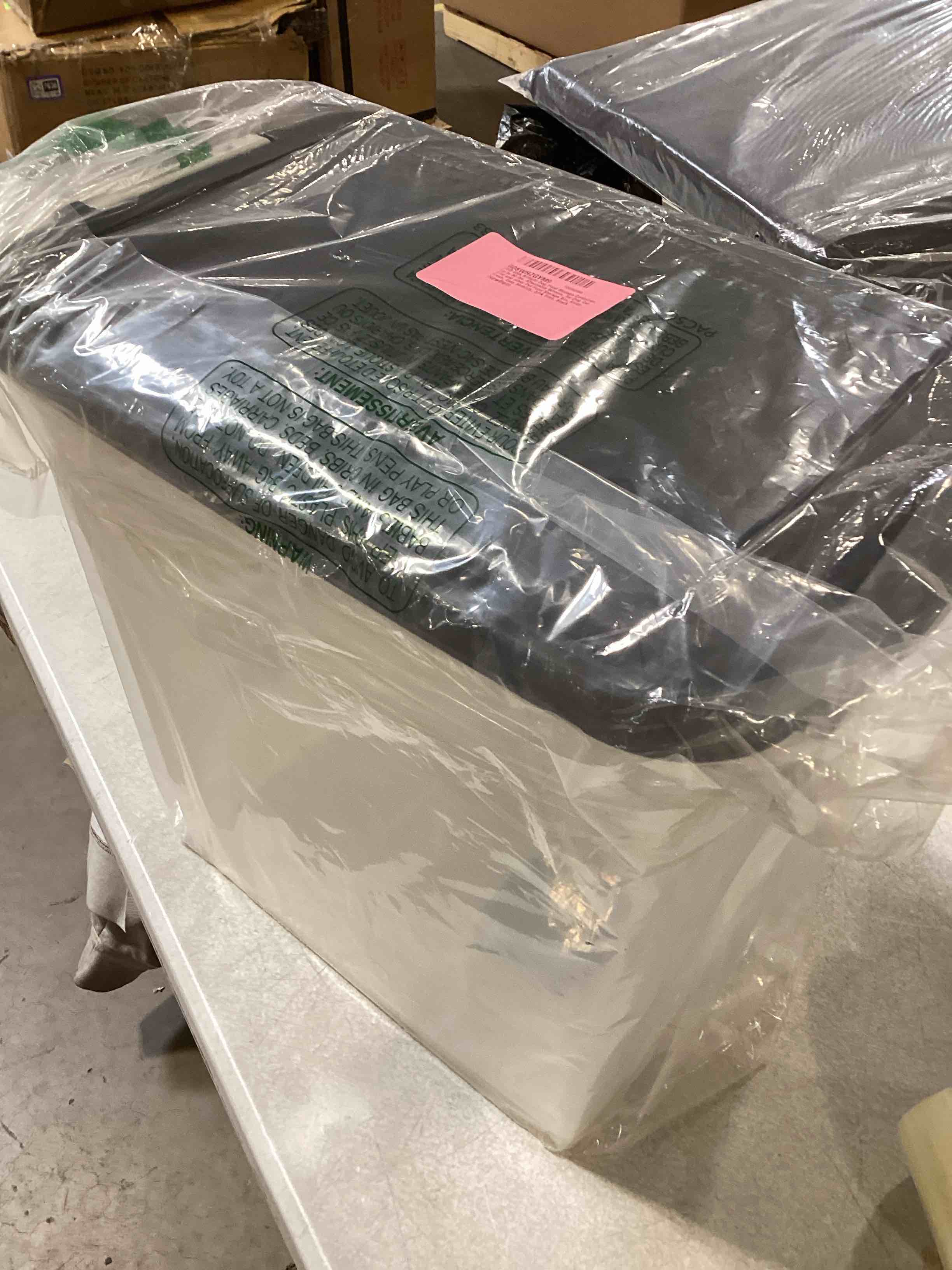 https://s3.amazonaws.com/lotting-images-prod/bidfta/PPE1727653_1747674913951.jpeg
