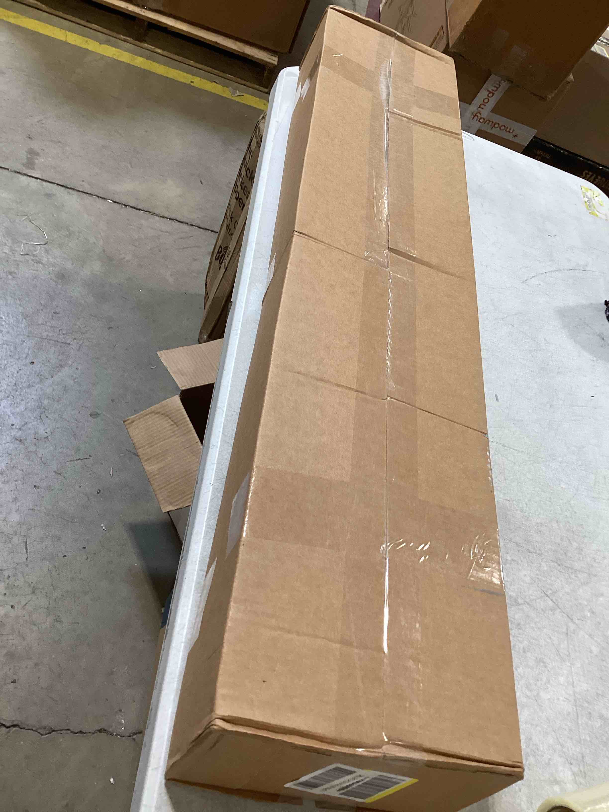 https://s3.amazonaws.com/lotting-images-prod/bidfta/PPE1727691_1747679774014.jpeg