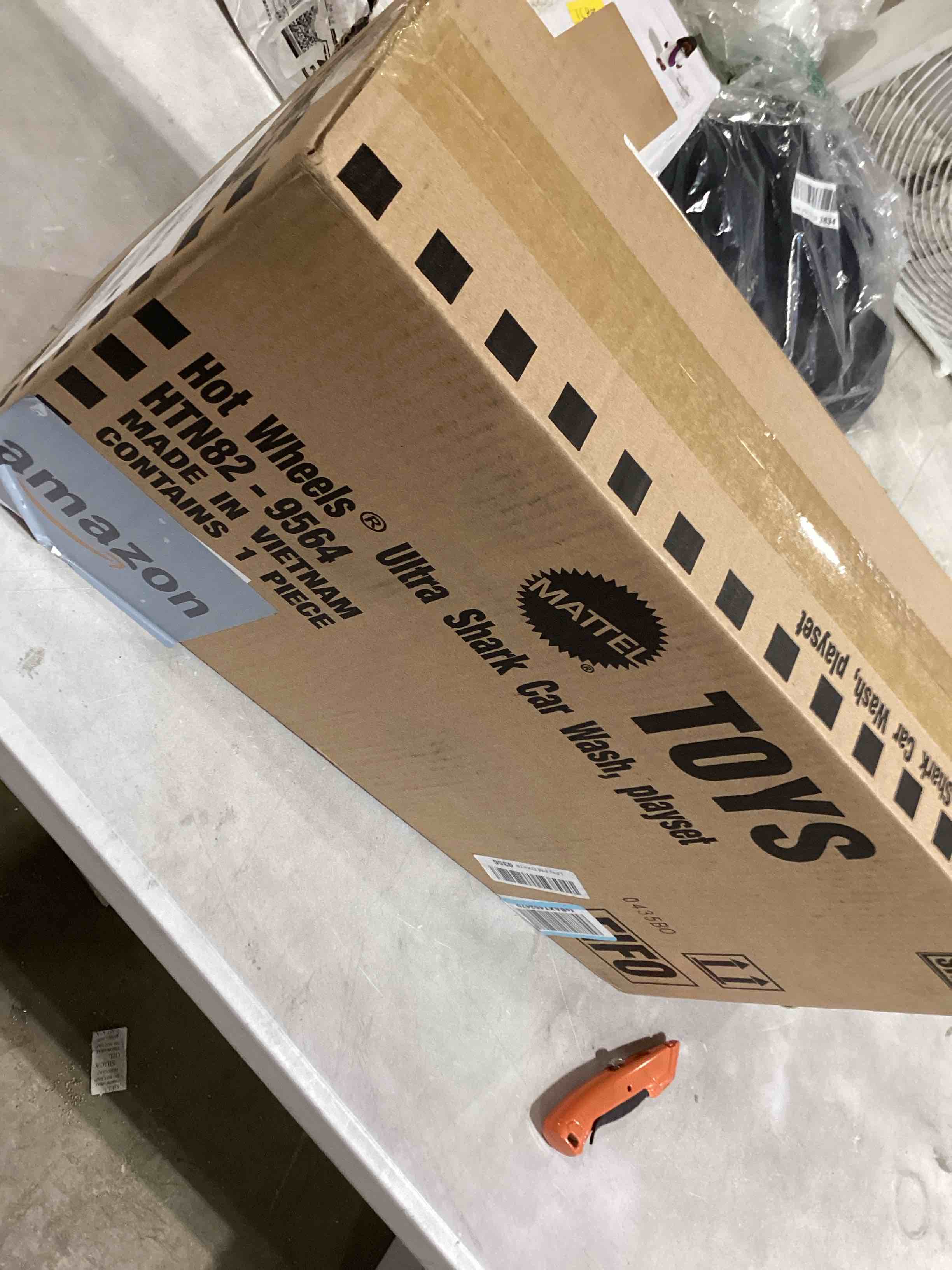 https://s3.amazonaws.com/lotting-images-prod/bidfta/PPE1728545_1748864359523.jpeg