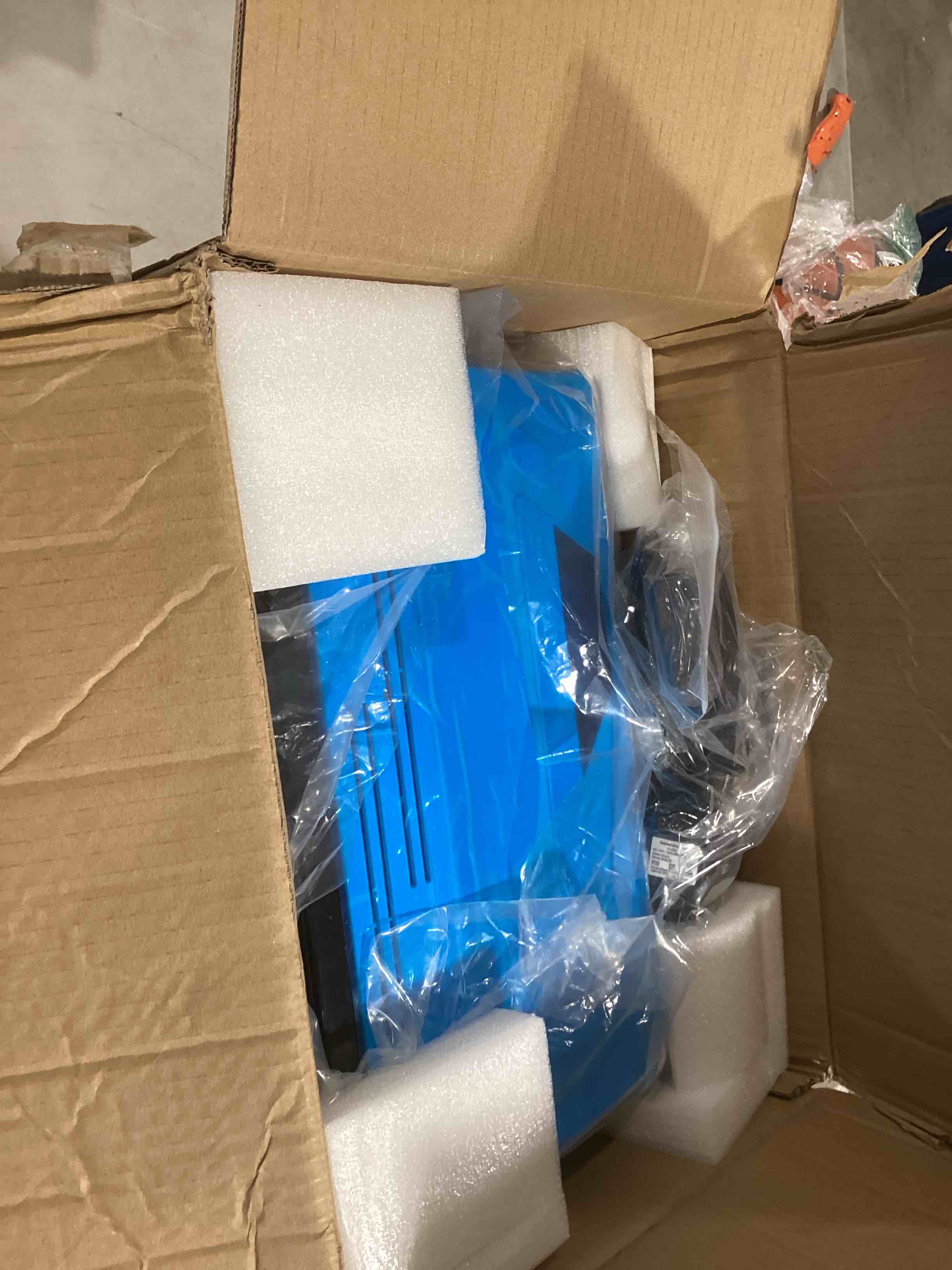 https://s3.amazonaws.com/lotting-images-prod/bidfta/PPE1729213_1746533648022.jpeg