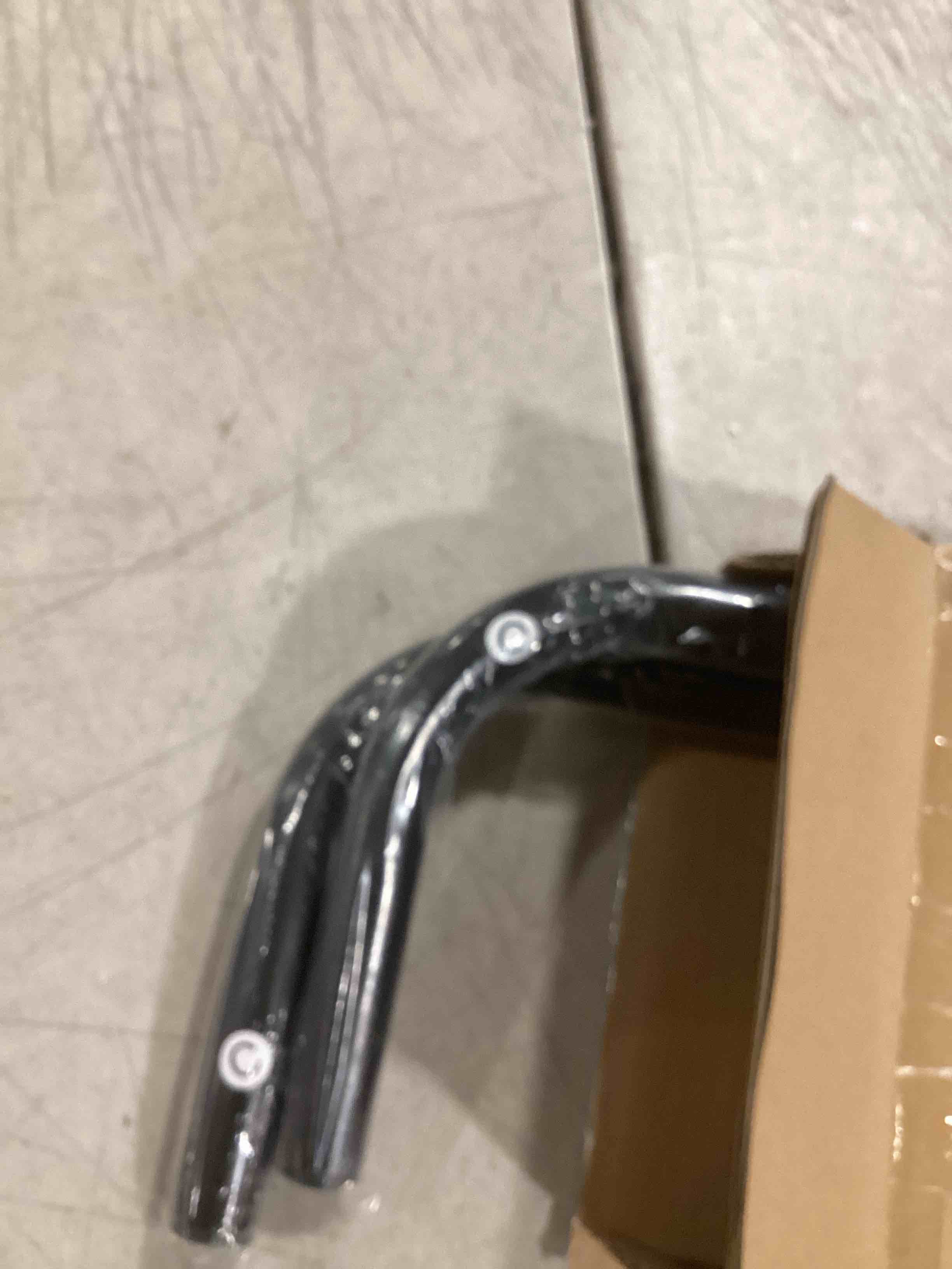 https://s3.amazonaws.com/lotting-images-prod/bidfta/PPE1729544_1747222314565.jpeg