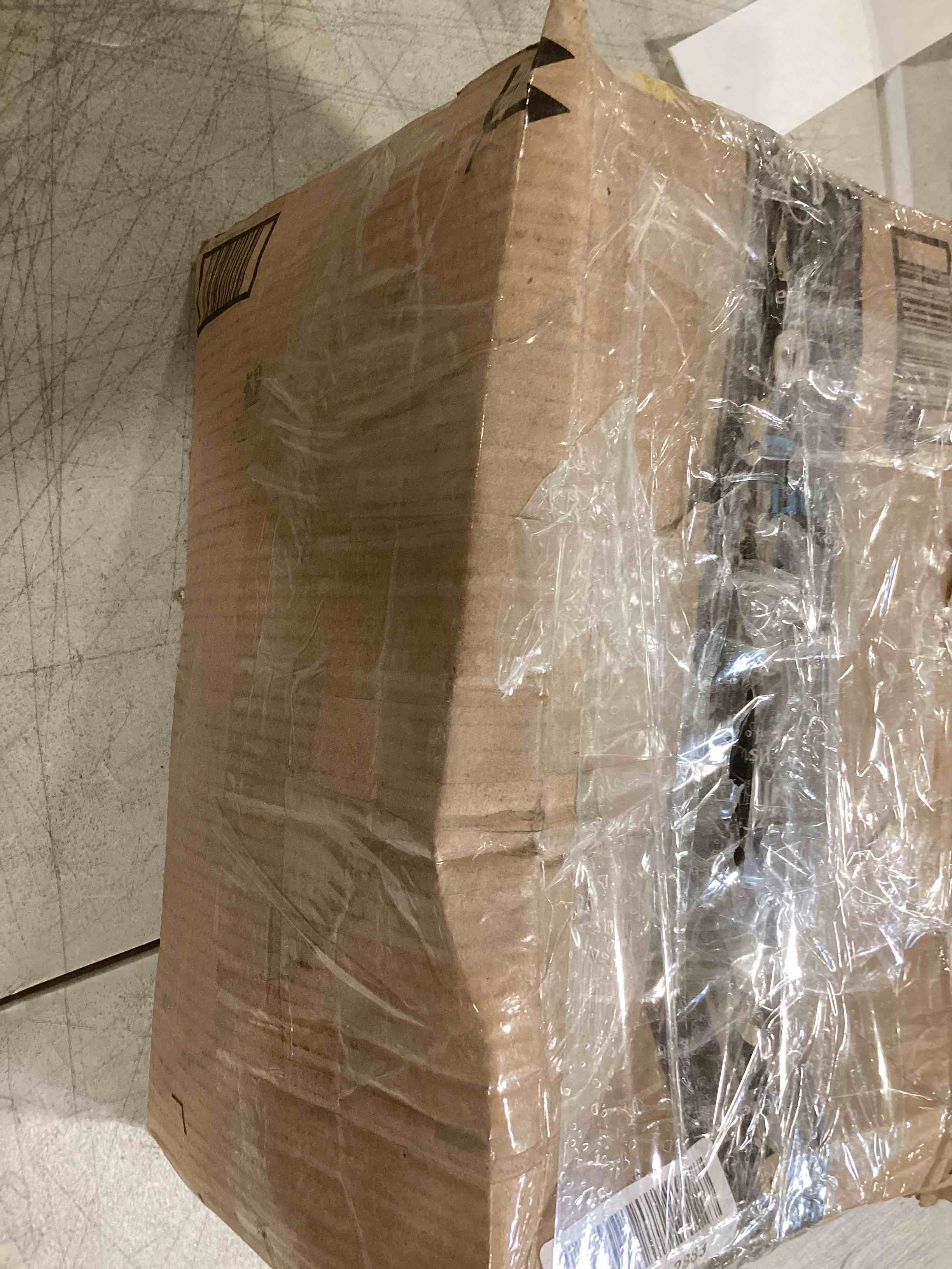 https://s3.amazonaws.com/lotting-images-prod/bidfta/PPE1729566_1747225662236.jpeg