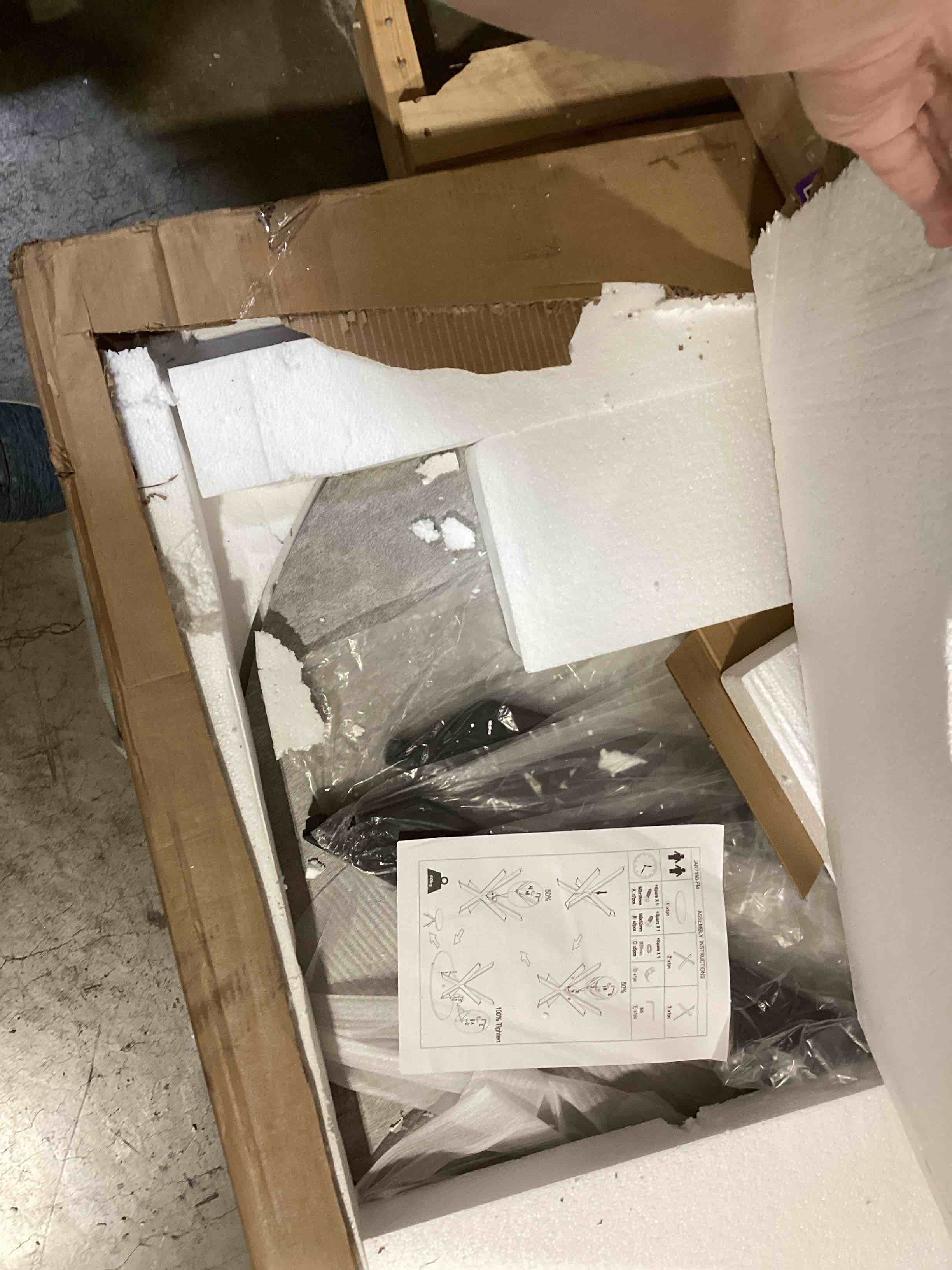 https://s3.amazonaws.com/lotting-images-prod/bidfta/PPE1730589_1748615828015.jpeg