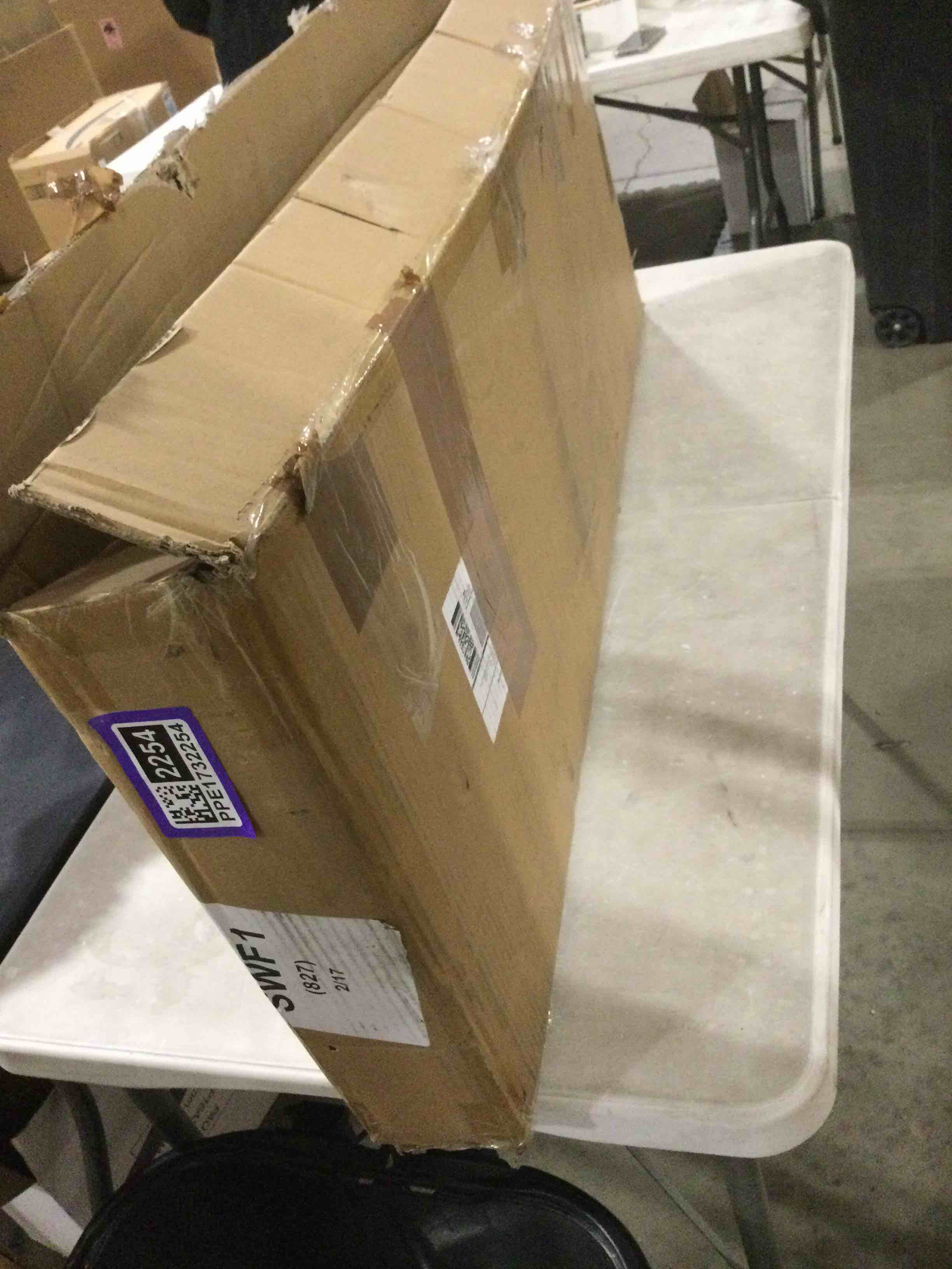 https://s3.amazonaws.com/lotting-images-prod/bidfta/PPE1732254_1746184306393.jpeg