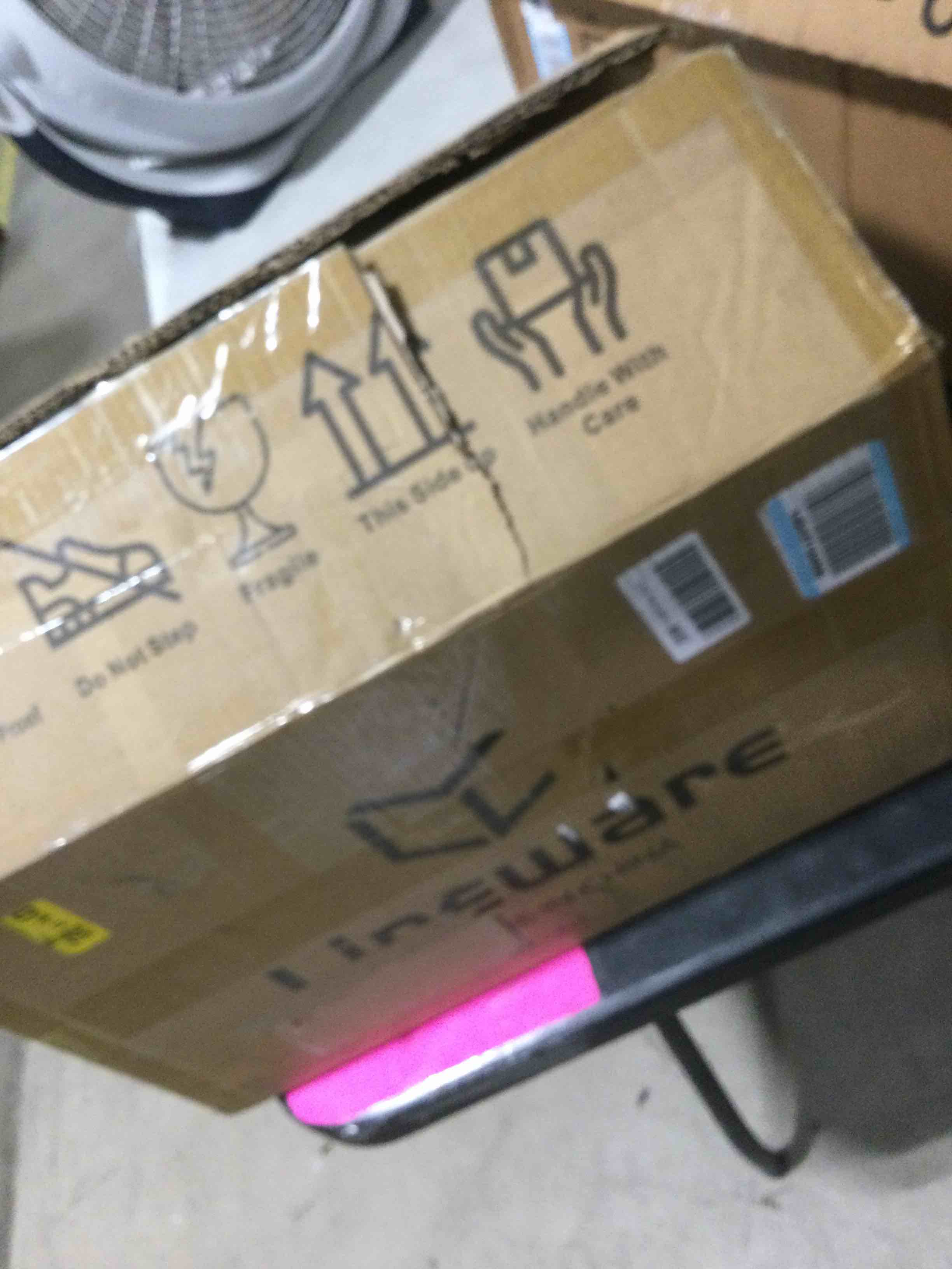 https://s3.amazonaws.com/lotting-images-prod/bidfta/PPE1732260_1746184507302.jpeg