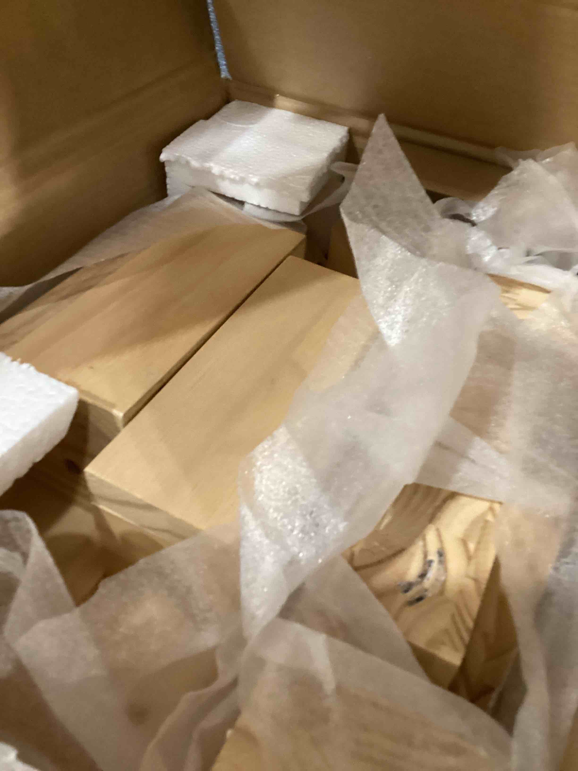 https://s3.amazonaws.com/lotting-images-prod/bidfta/PPE1732386_1746202076048.jpeg