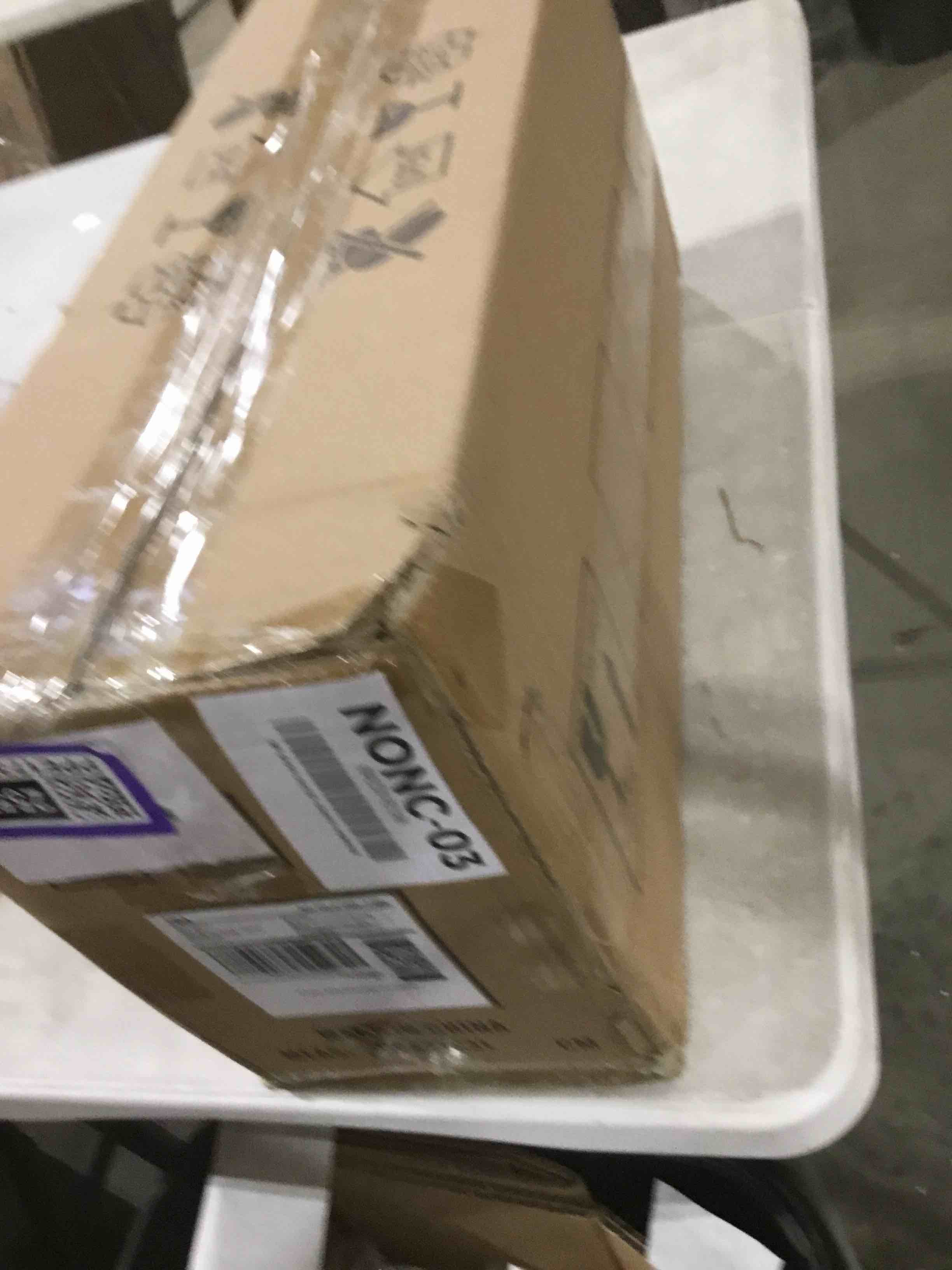 https://s3.amazonaws.com/lotting-images-prod/bidfta/PPE1732557_1746279911820.jpeg