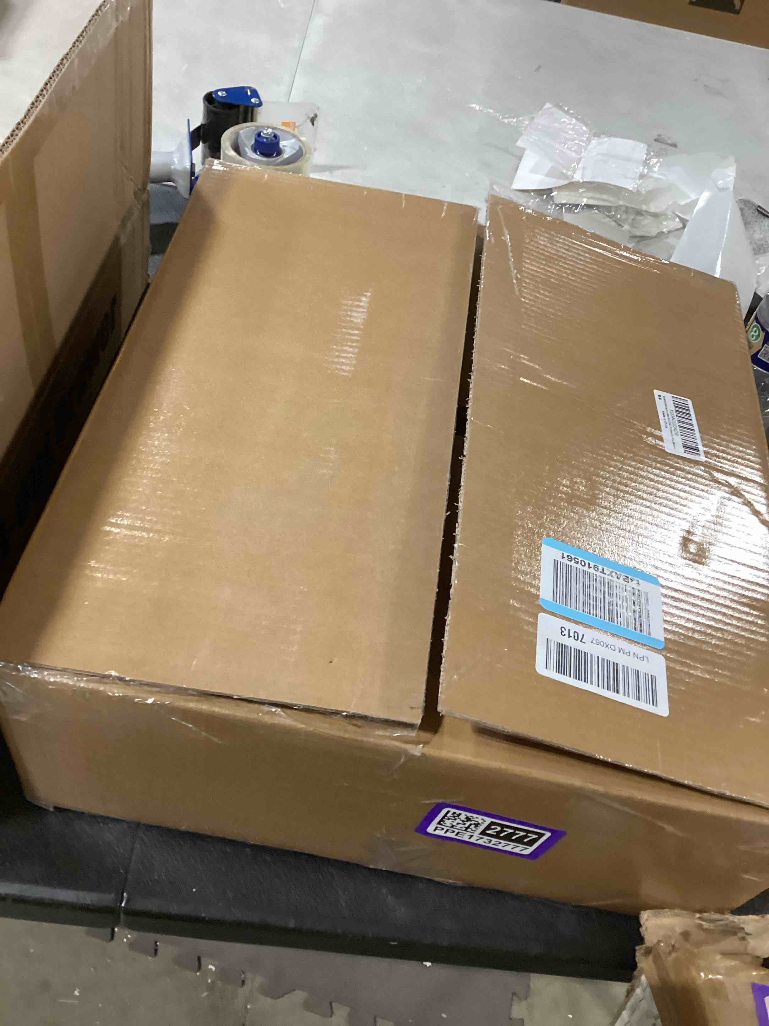 https://s3.amazonaws.com/lotting-images-prod/bidfta/PPE1732777_1746551253450.jpeg