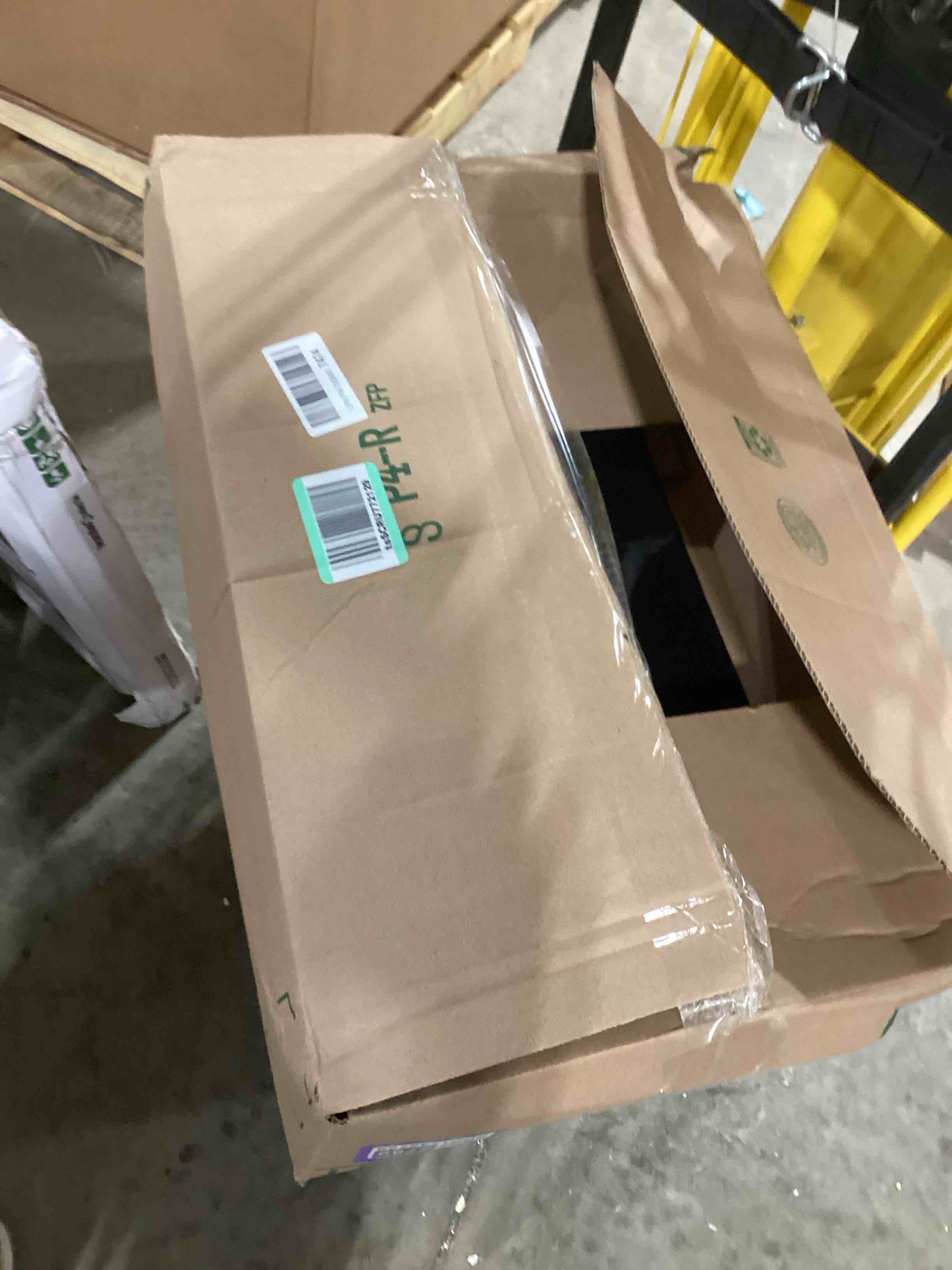 https://s3.amazonaws.com/lotting-images-prod/bidfta/PPE1732789_1746553294824.jpeg