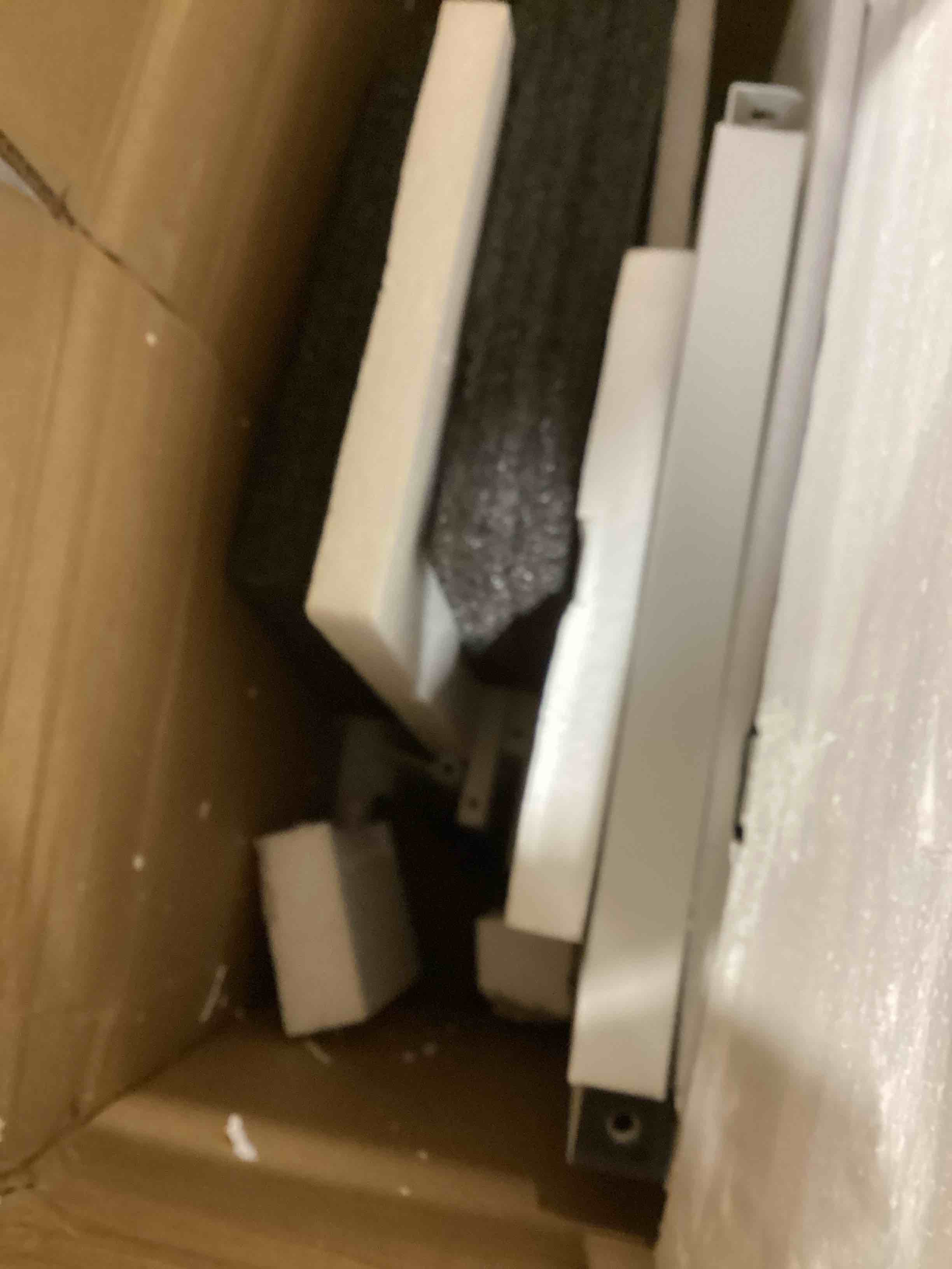 INCOMPLETE Agassiz Metal Adjustable Freestanding Over The Toilet Storage Finish: White