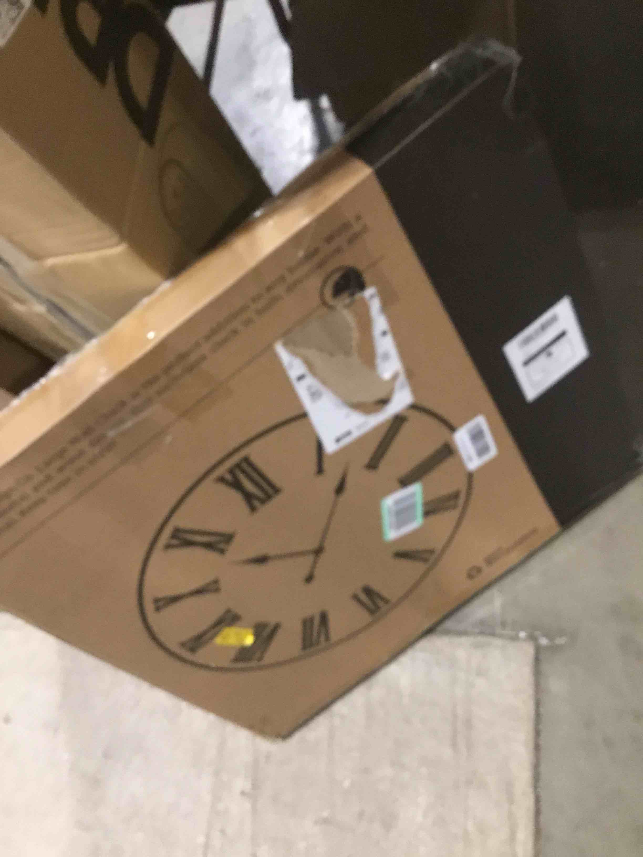 https://s3.amazonaws.com/lotting-images-prod/bidfta/PPE1732853_1746625296430.jpeg