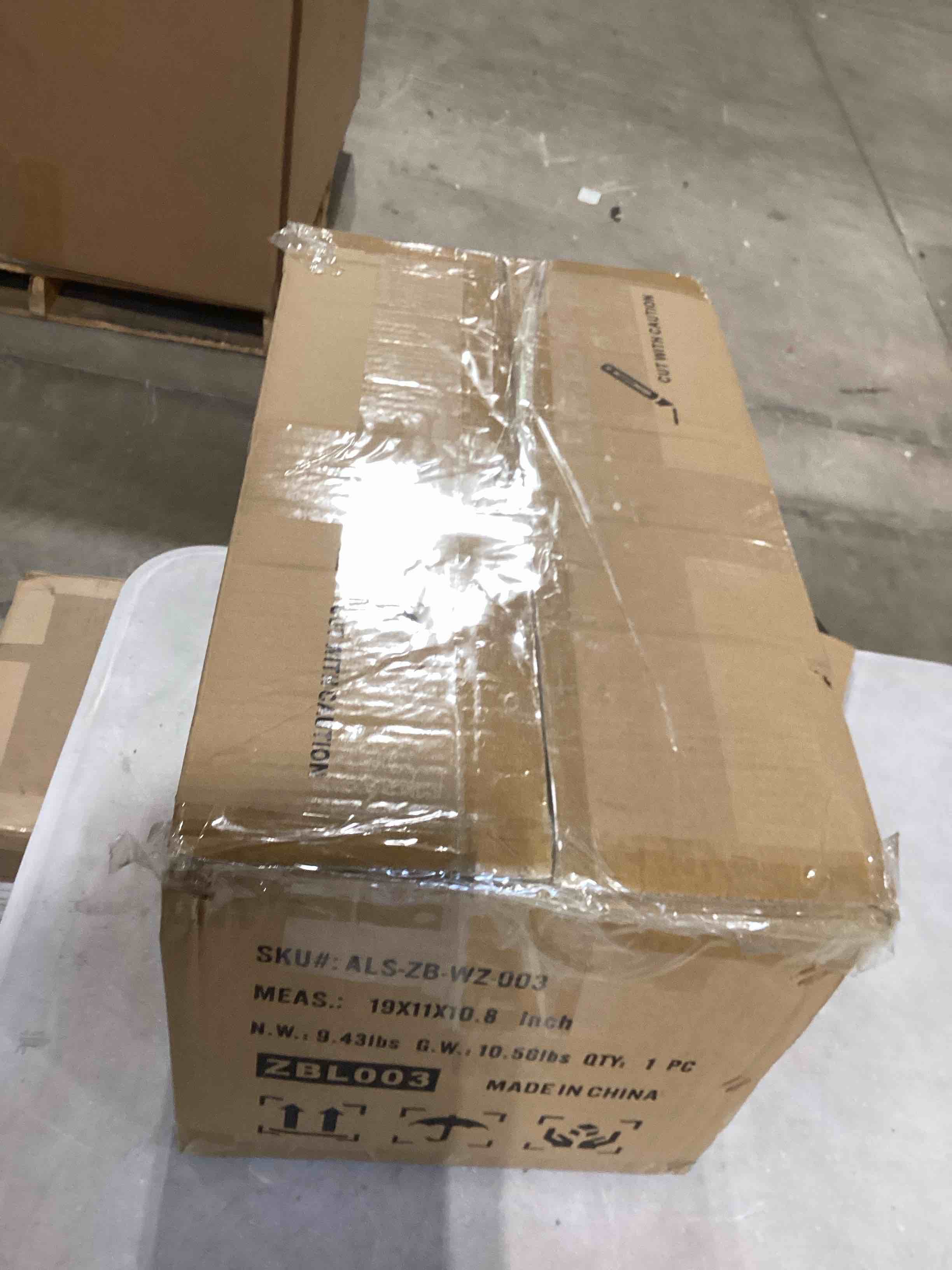 https://s3.amazonaws.com/lotting-images-prod/bidfta/PPE1732915_1747053838269.jpeg