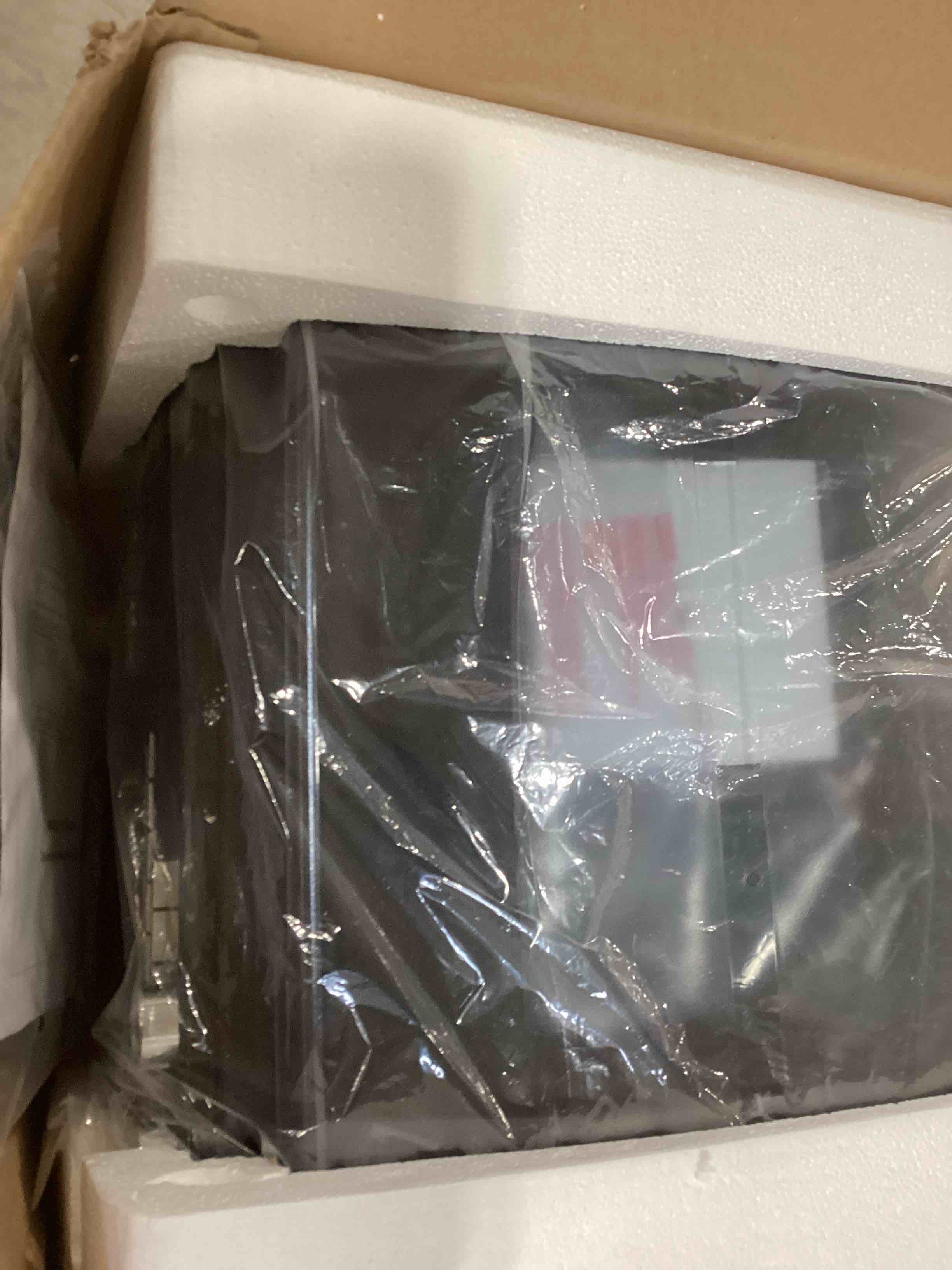https://s3.amazonaws.com/lotting-images-prod/bidfta/PPE1732916_1747054002838.jpeg