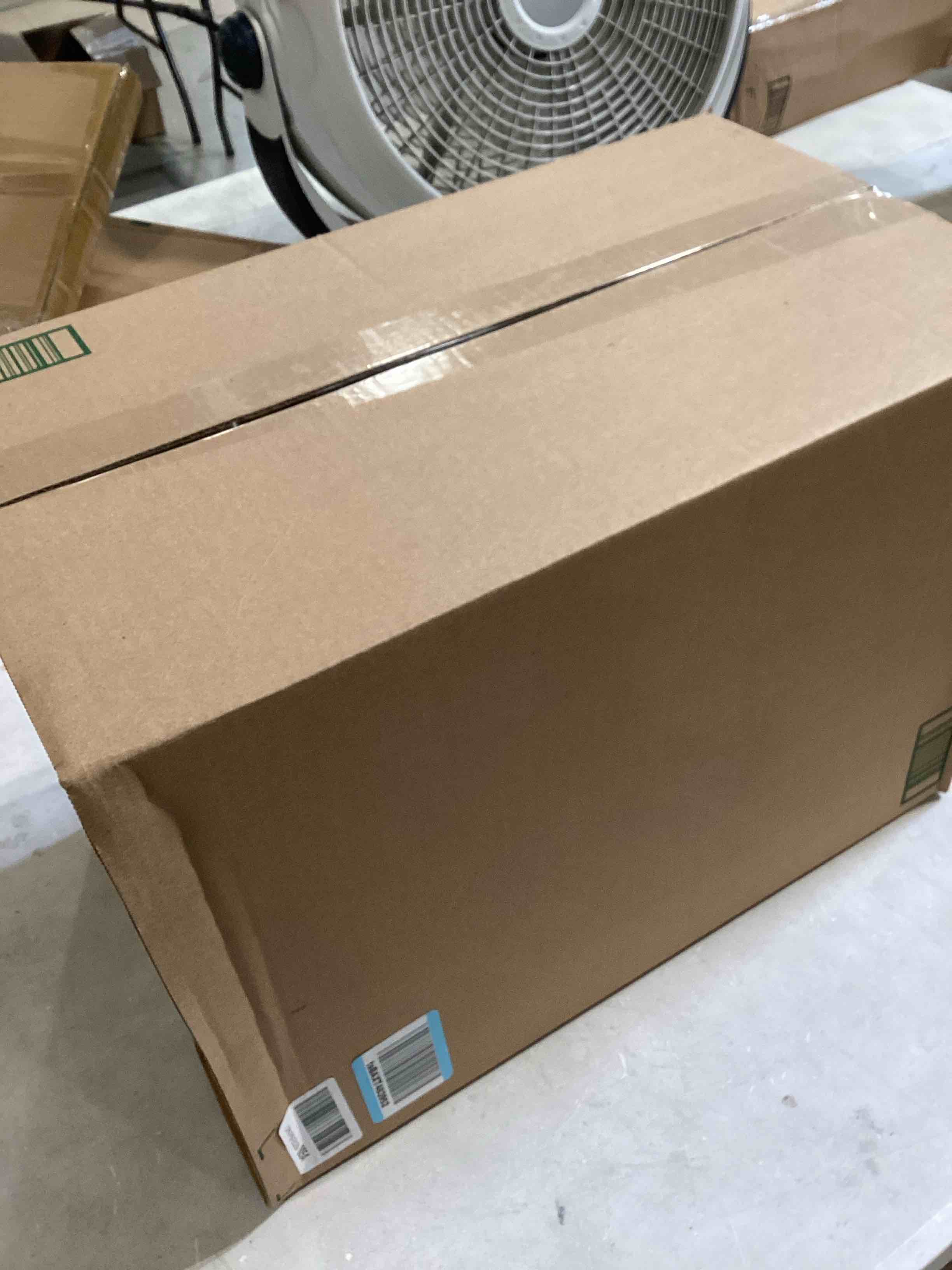https://s3.amazonaws.com/lotting-images-prod/bidfta/PPE1733227_1747245118069.jpeg